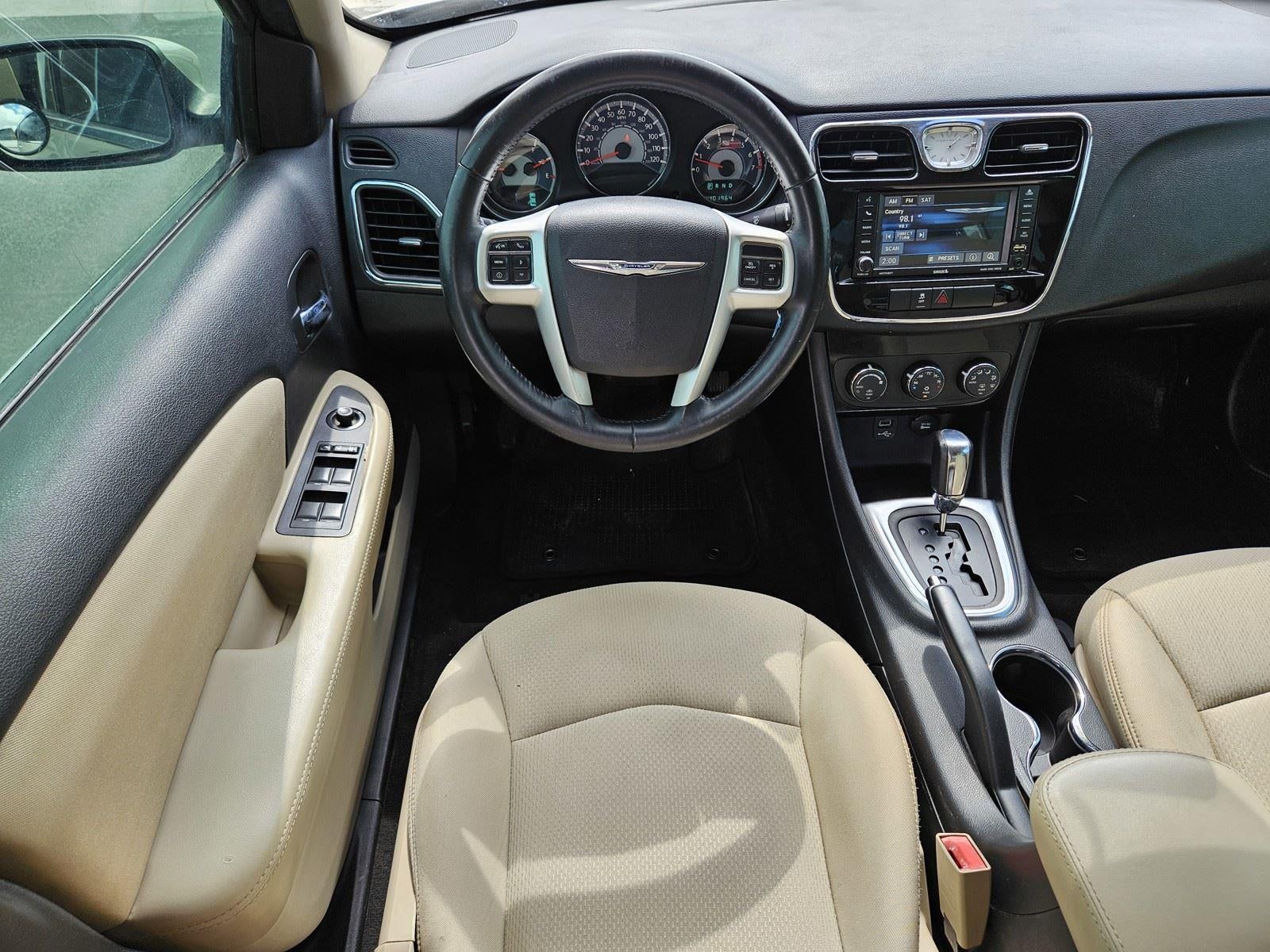 2014 Chrysler 200 Touring