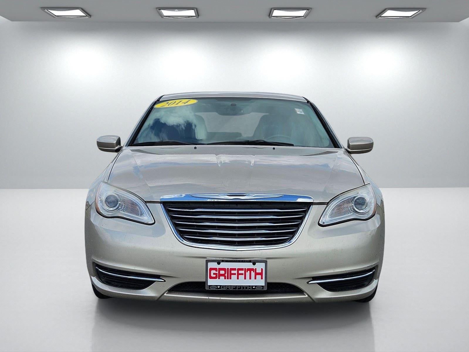 2014 Chrysler 200 Touring