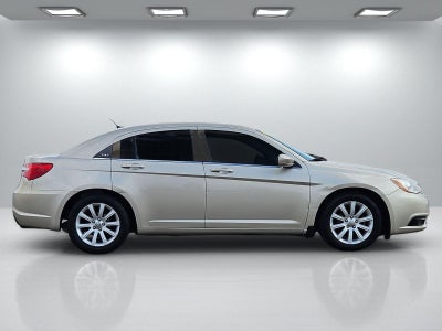 2014 Chrysler 200 Touring