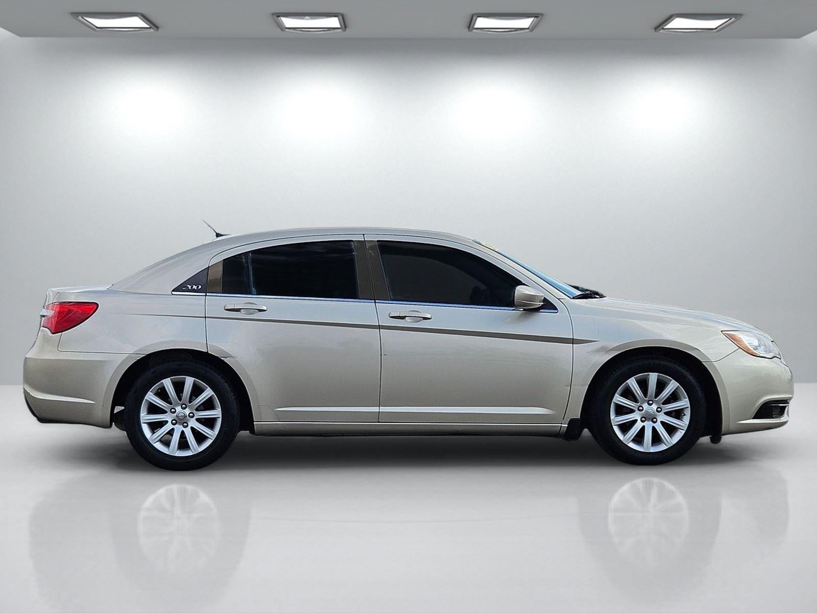 2014 Chrysler 200 Touring