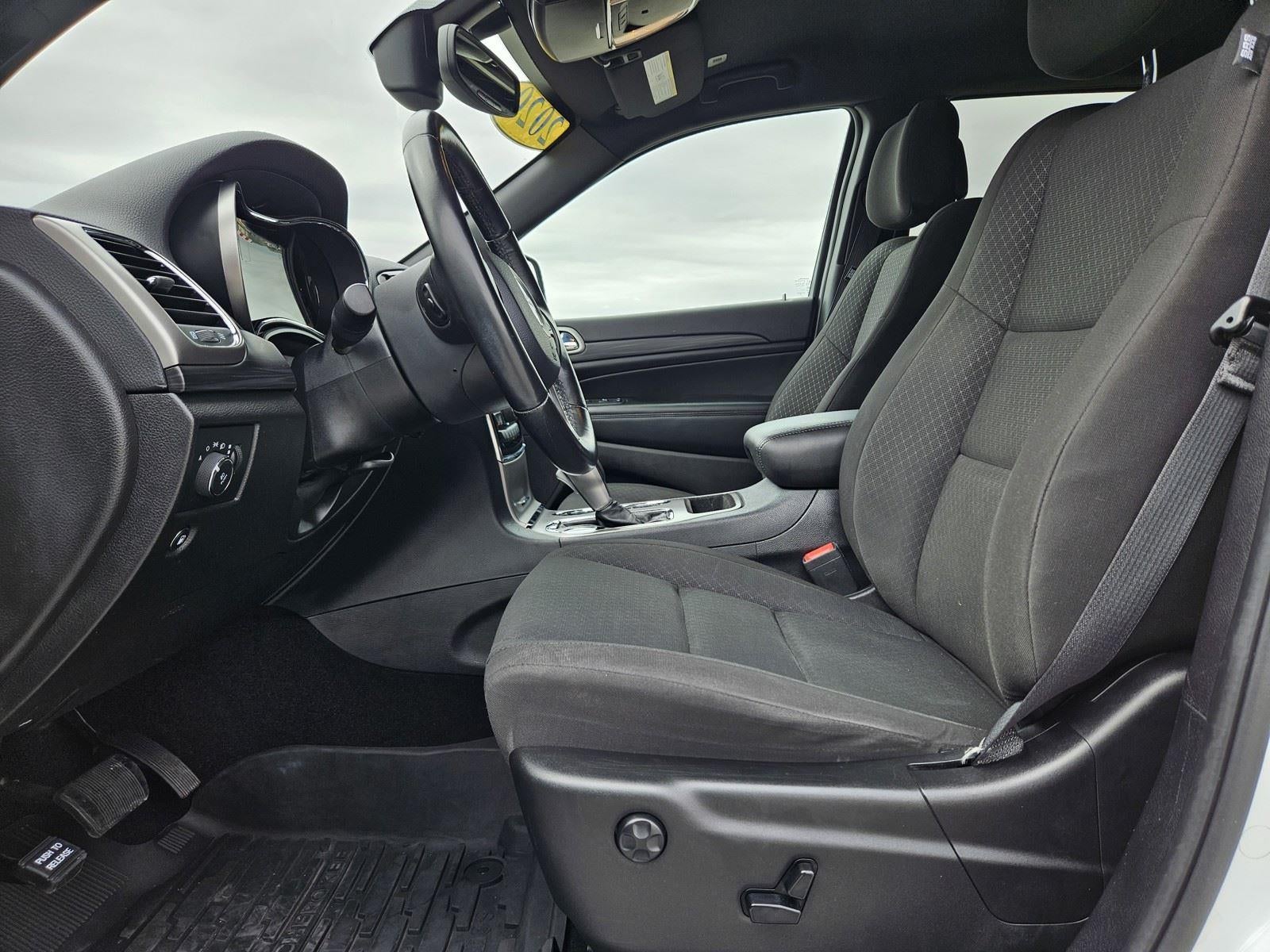 2020 Jeep Grand Cherokee Laredo E