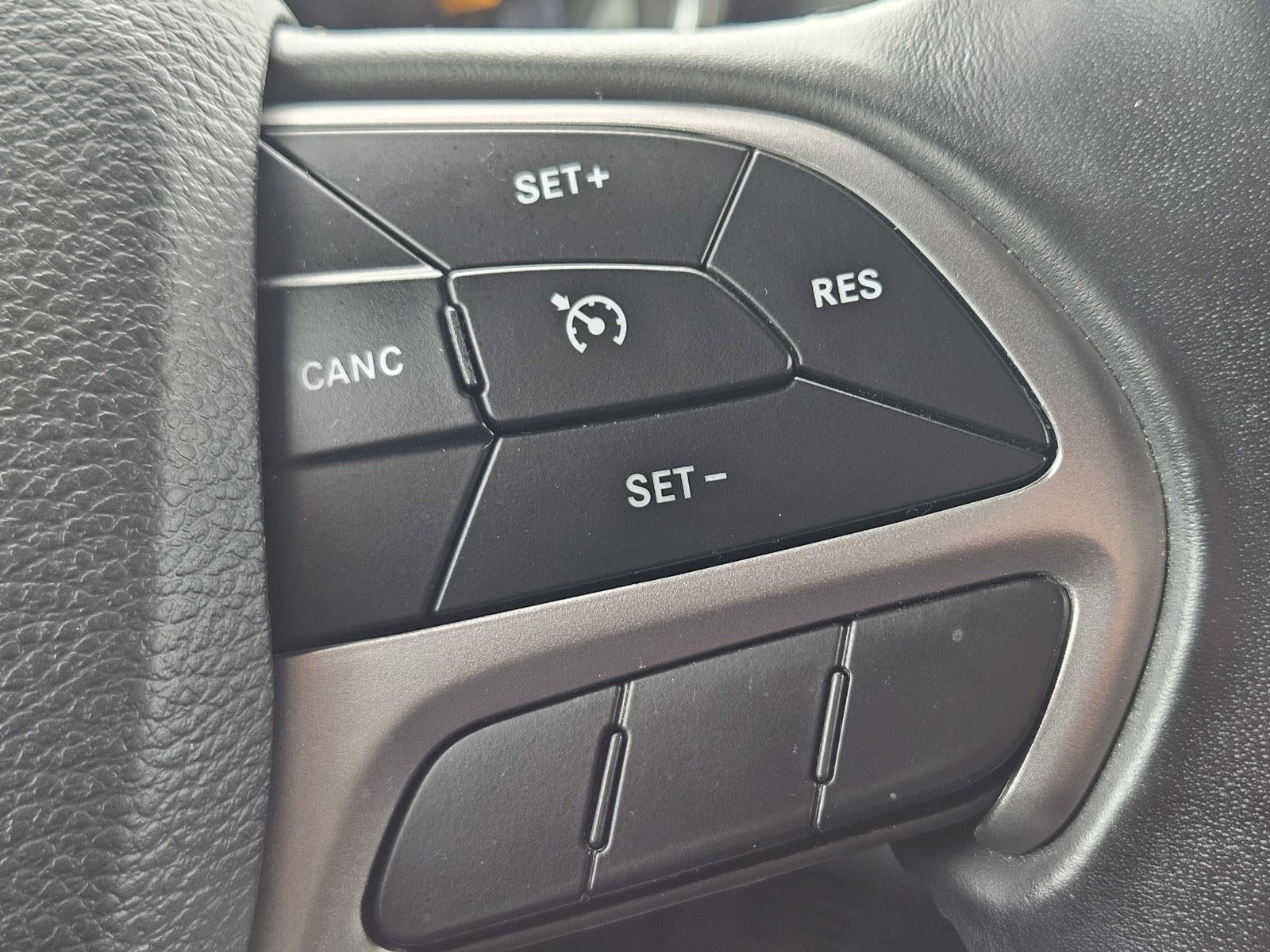 2020 Jeep Grand Cherokee Laredo E