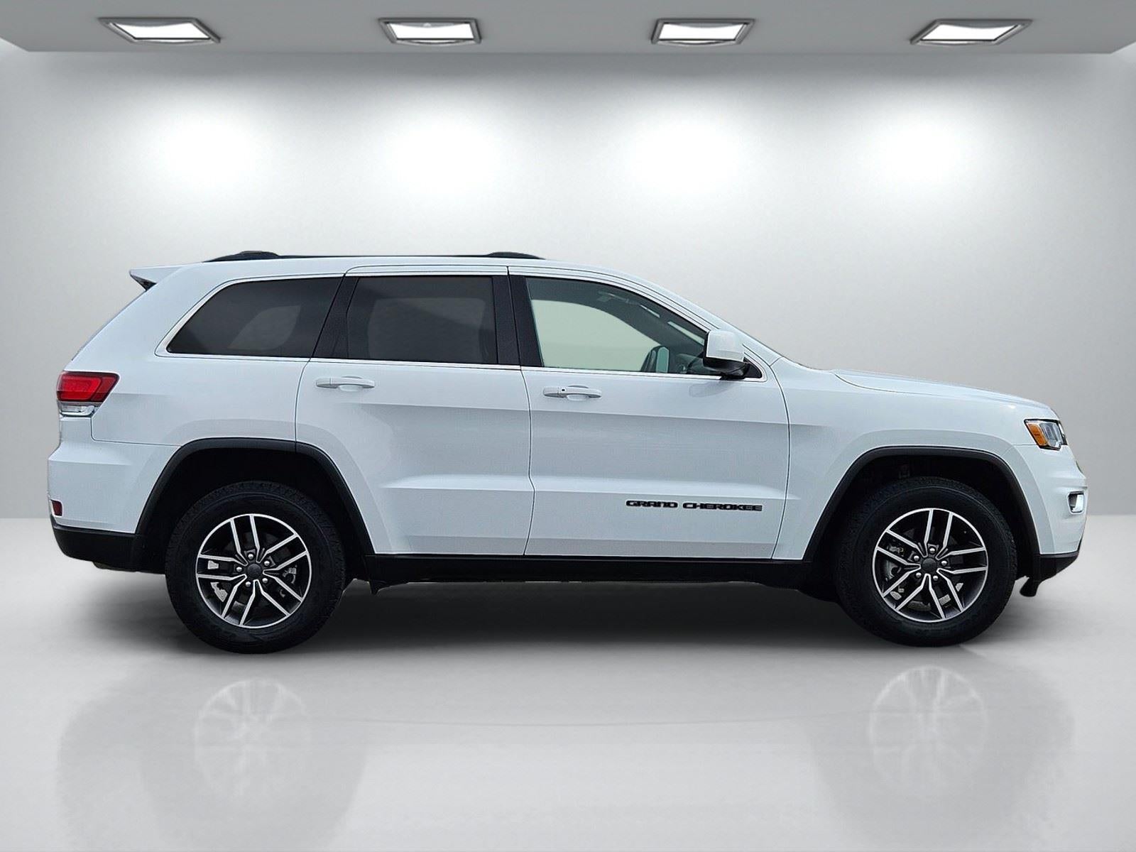 2020 Jeep Grand Cherokee Laredo E