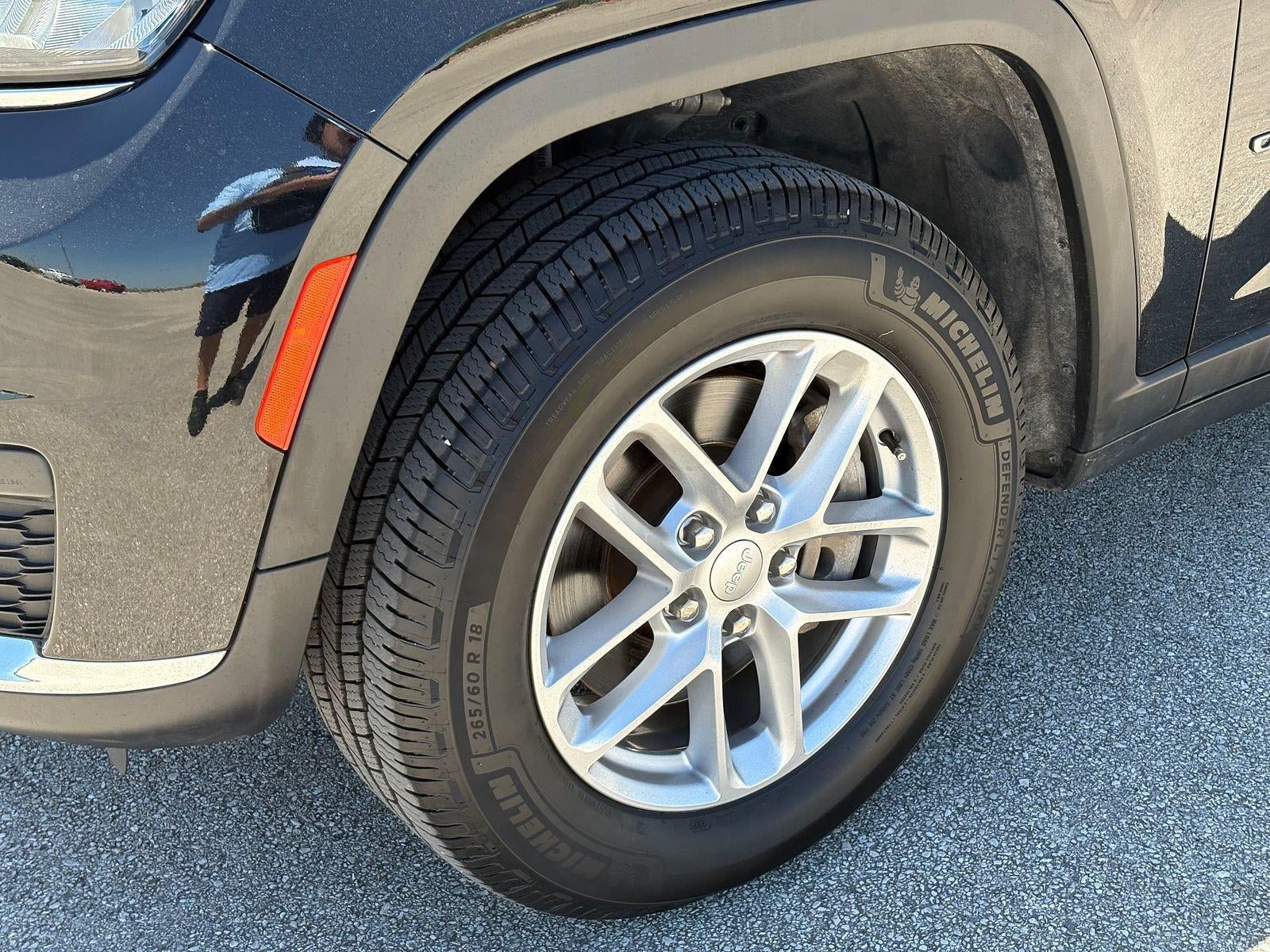 2023 Jeep Grand Cherokee L Laredo