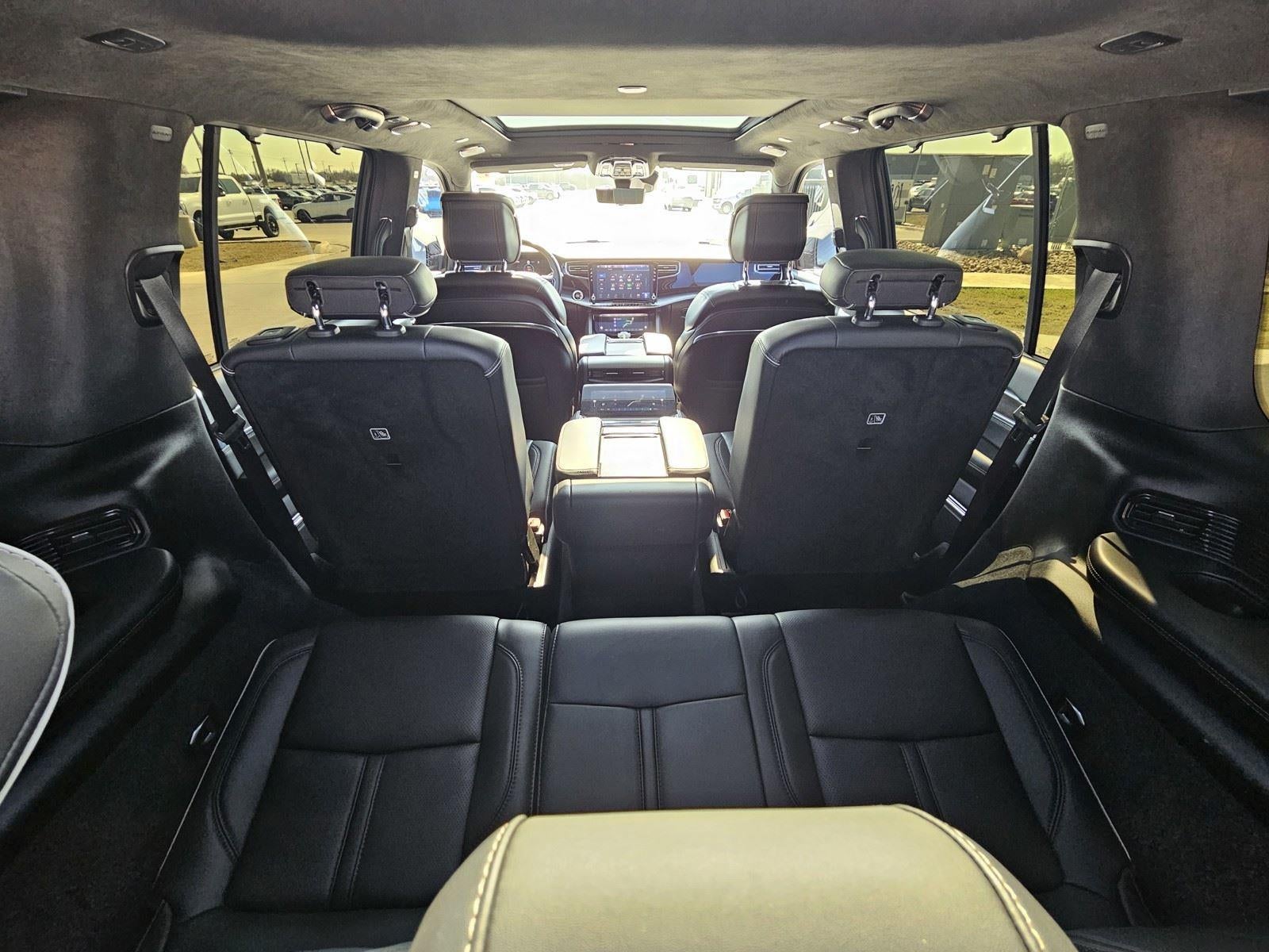 2023 Jeep Grand Wagoneer Series II Obsidian