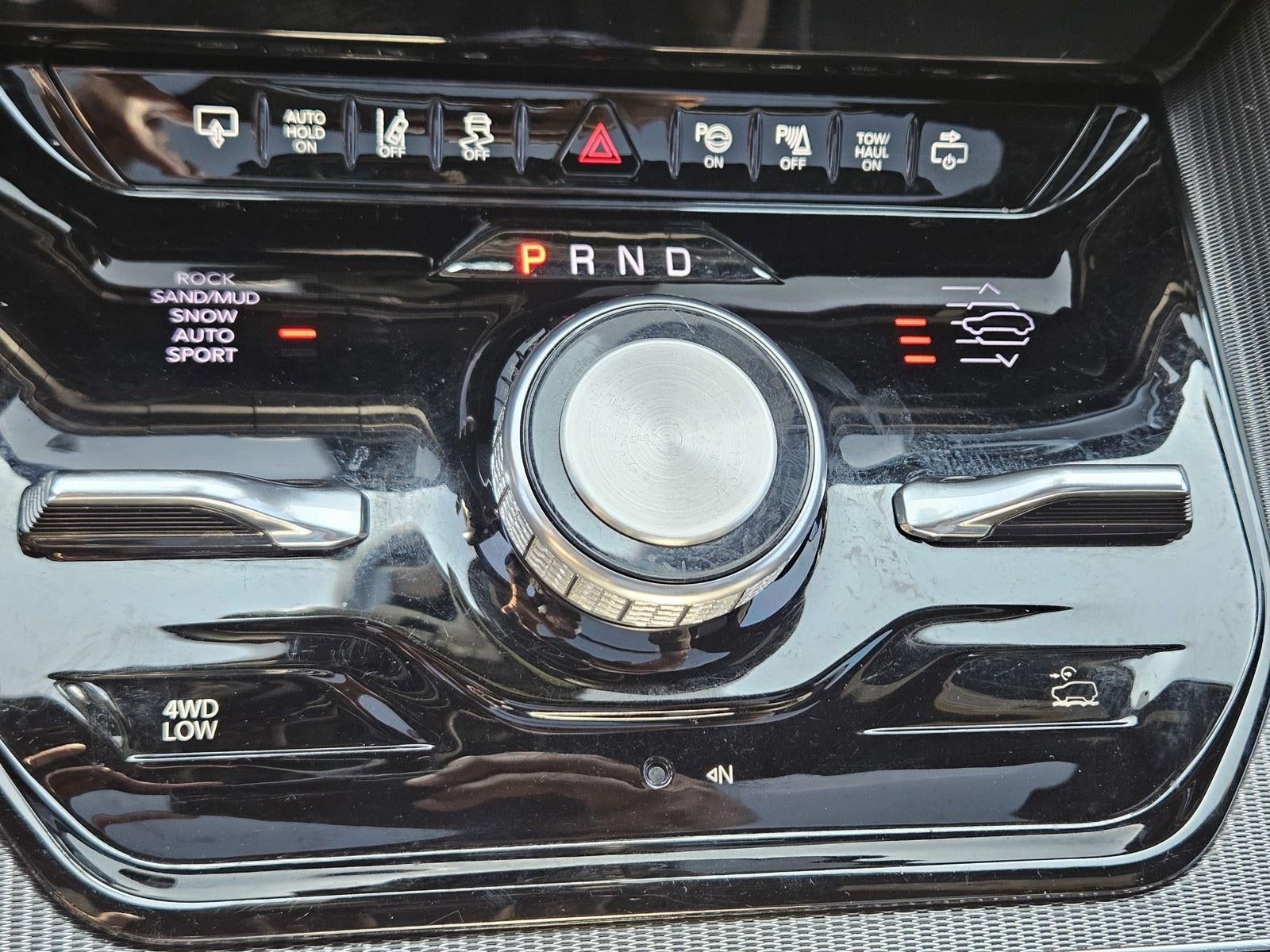 2023 Jeep Grand Wagoneer Series II Obsidian