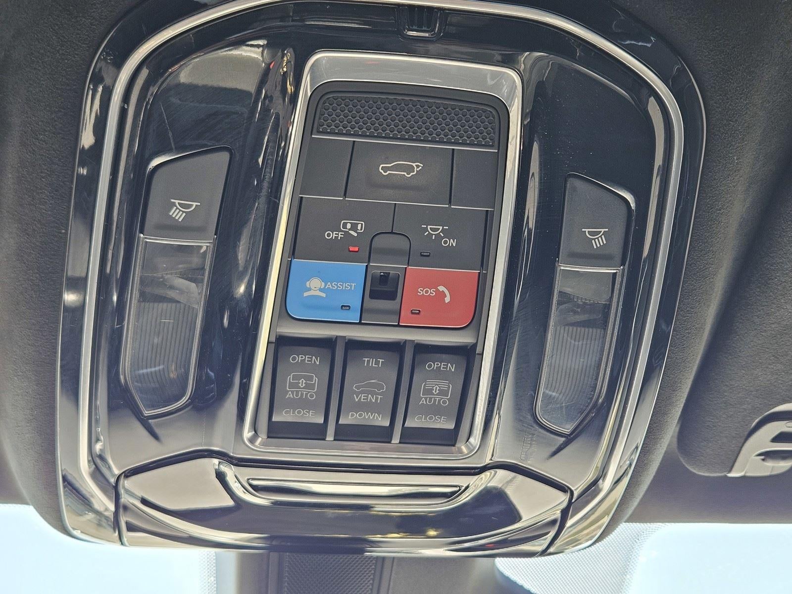 2023 Jeep Grand Wagoneer Series II Obsidian