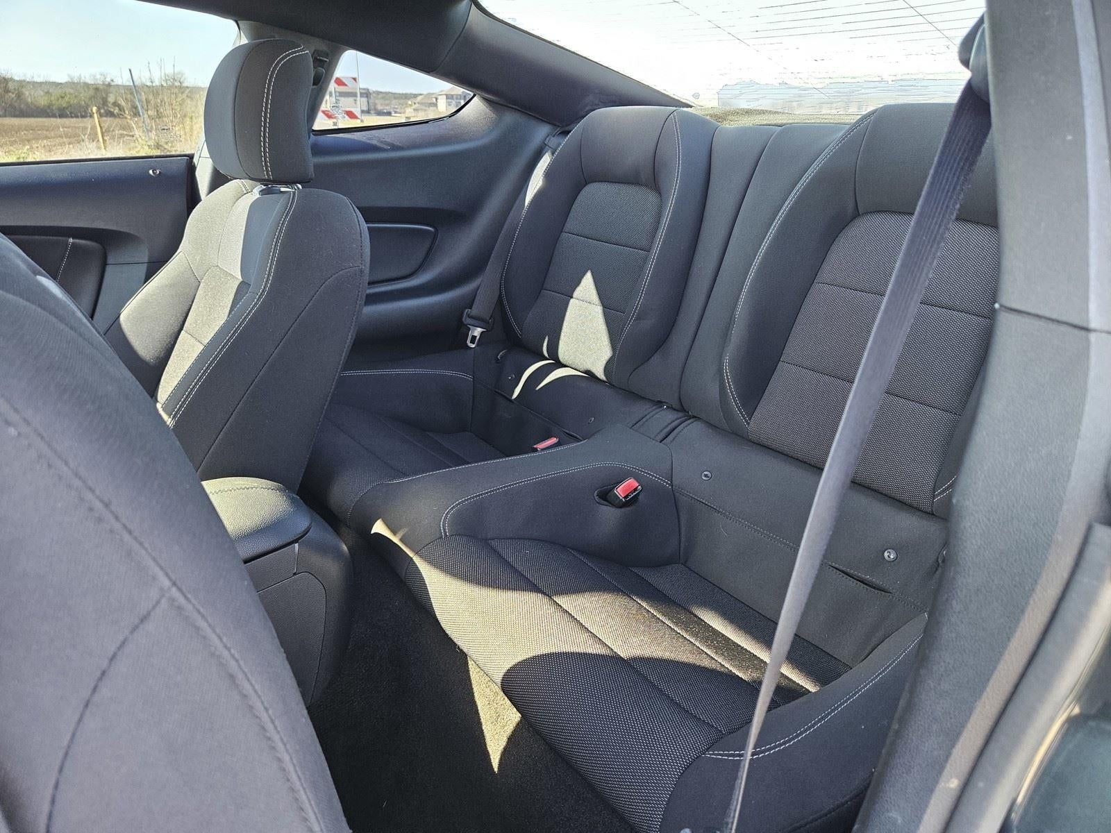 2016 Ford Mustang V6