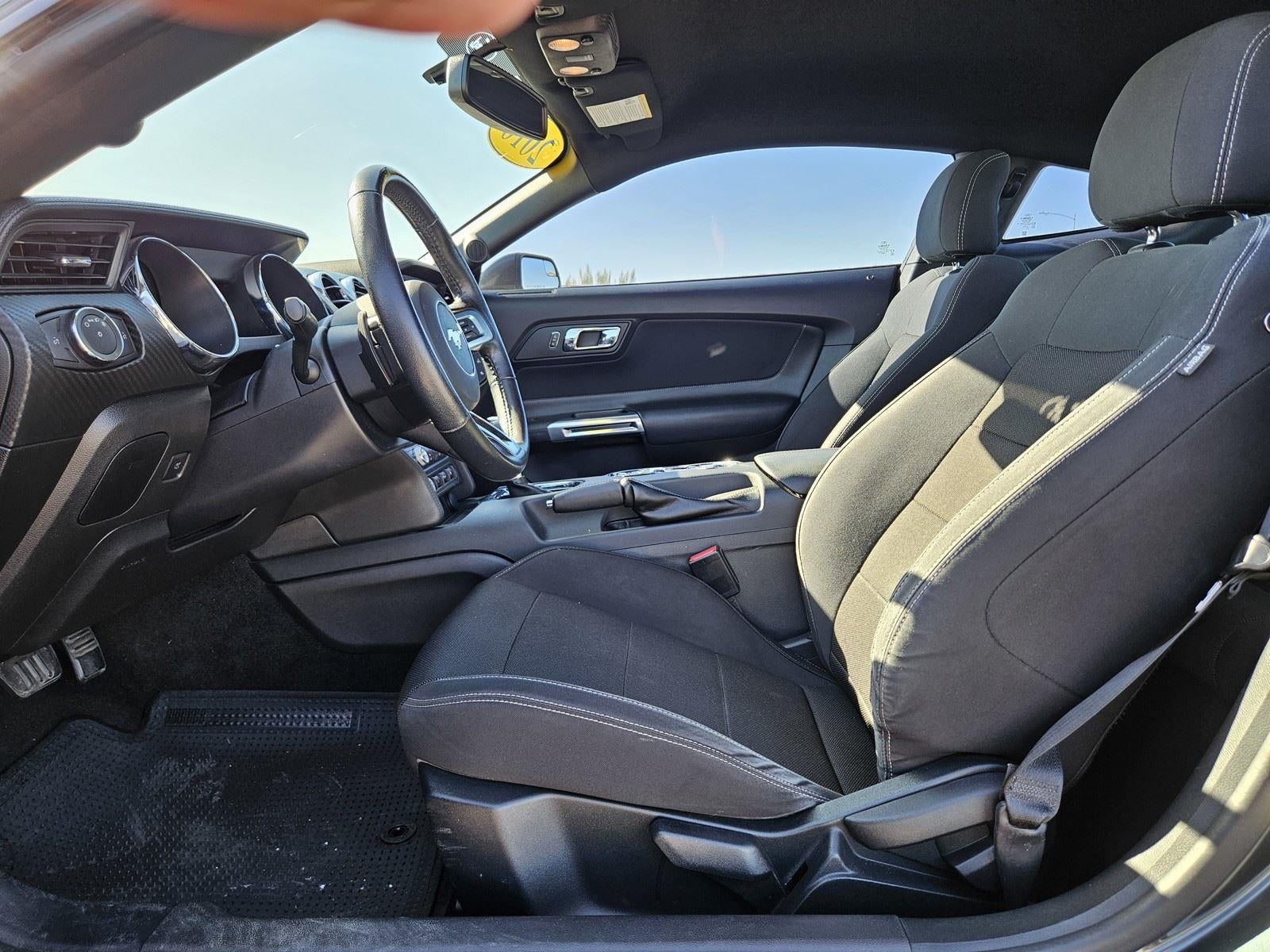 2016 Ford Mustang V6