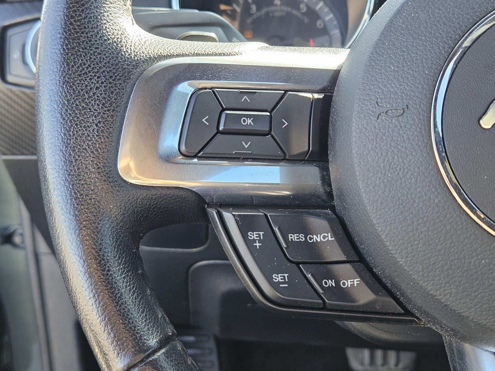 2016 Ford Mustang V6