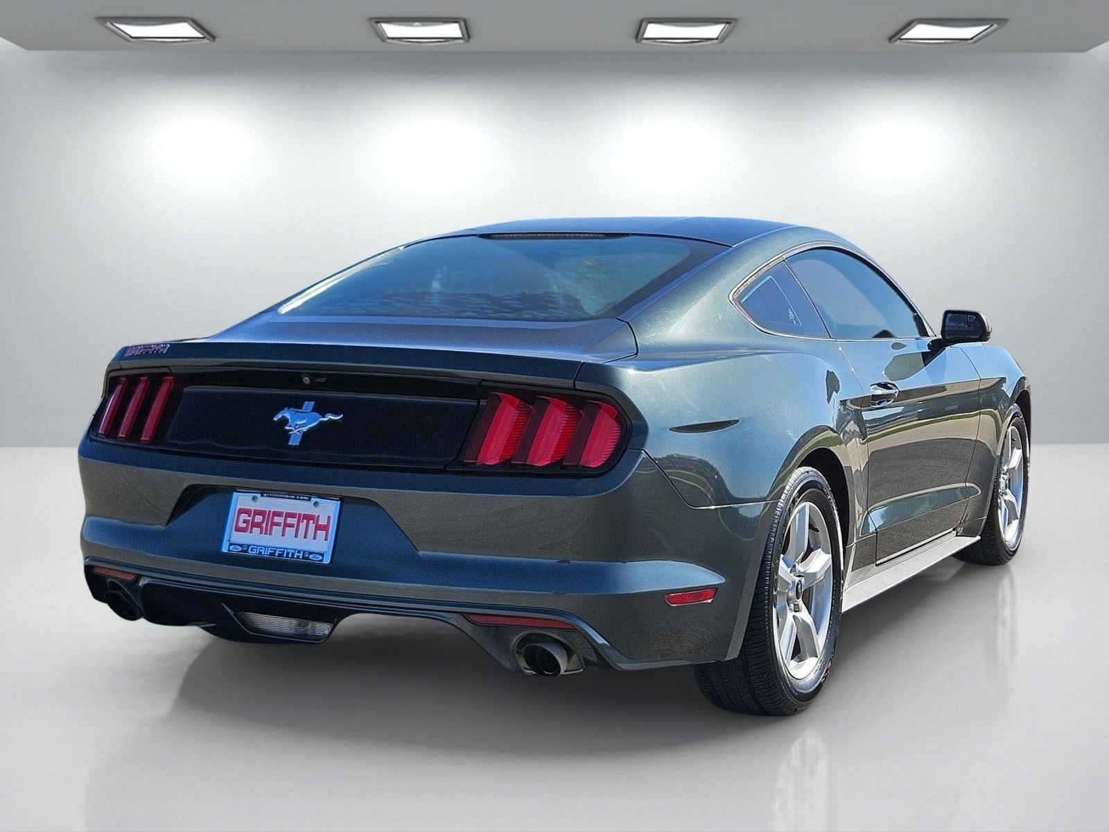 2016 Ford Mustang V6