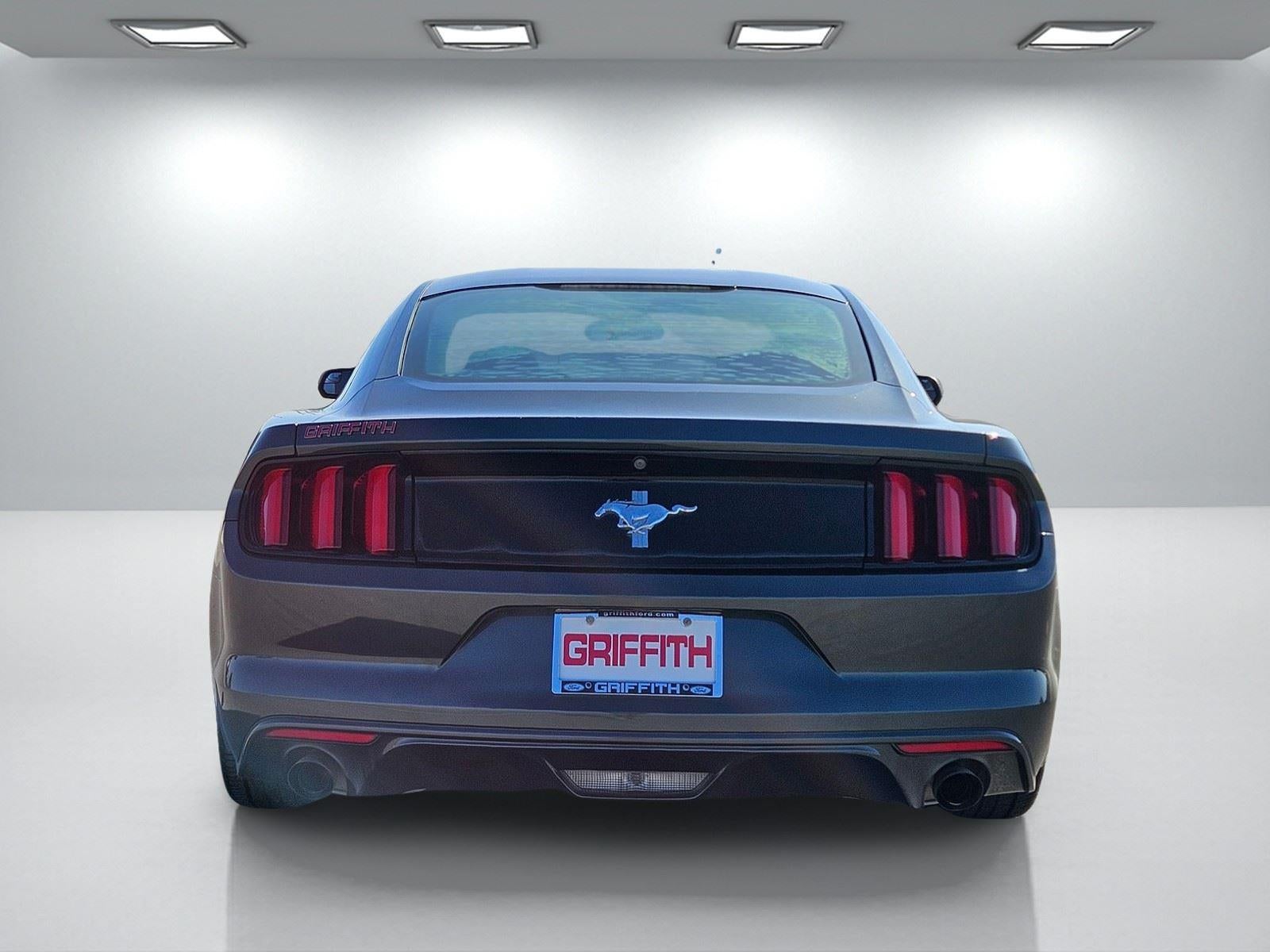 2016 Ford Mustang V6