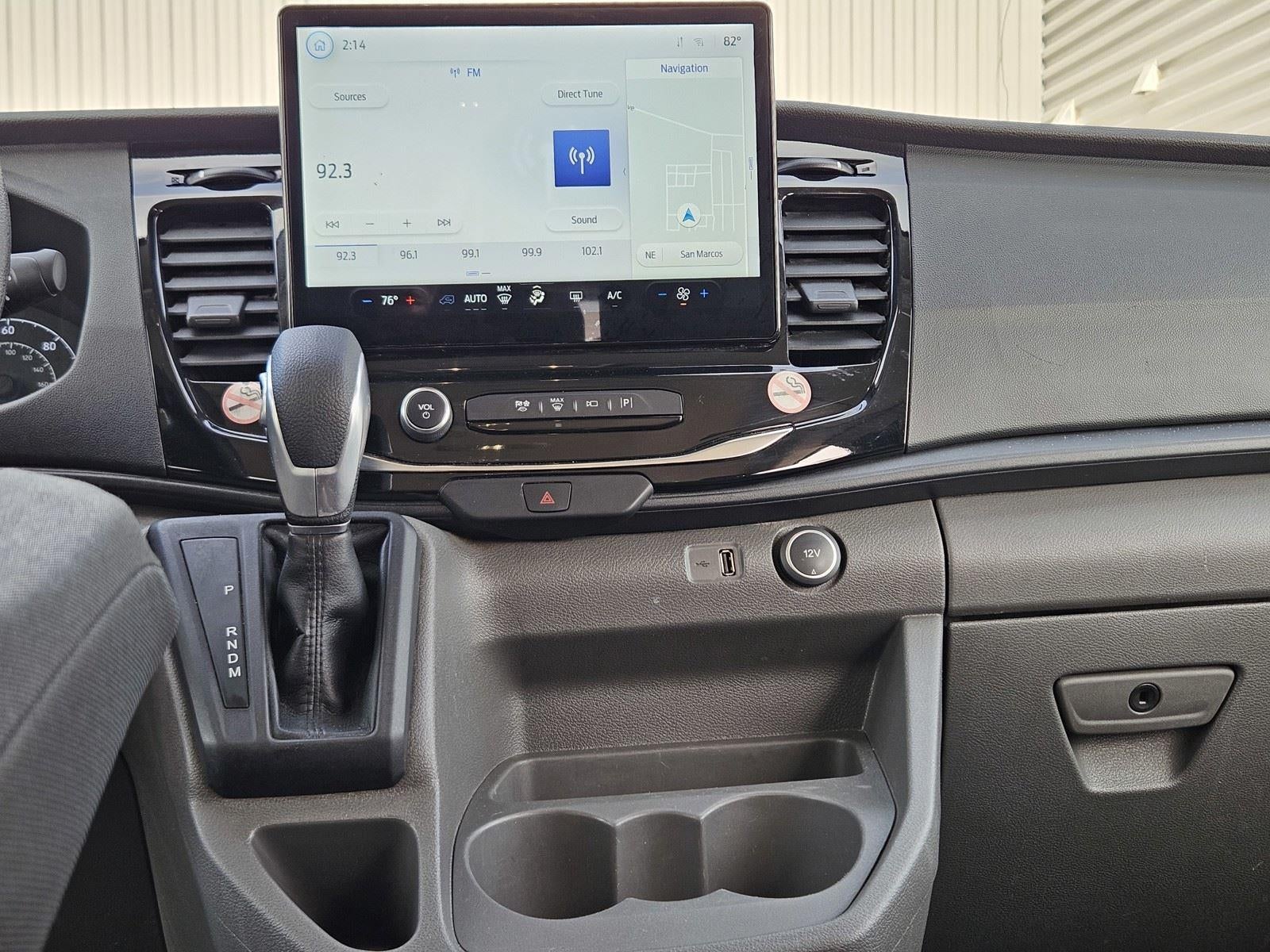 2023 Ford Transit Passenger Wagon XLT