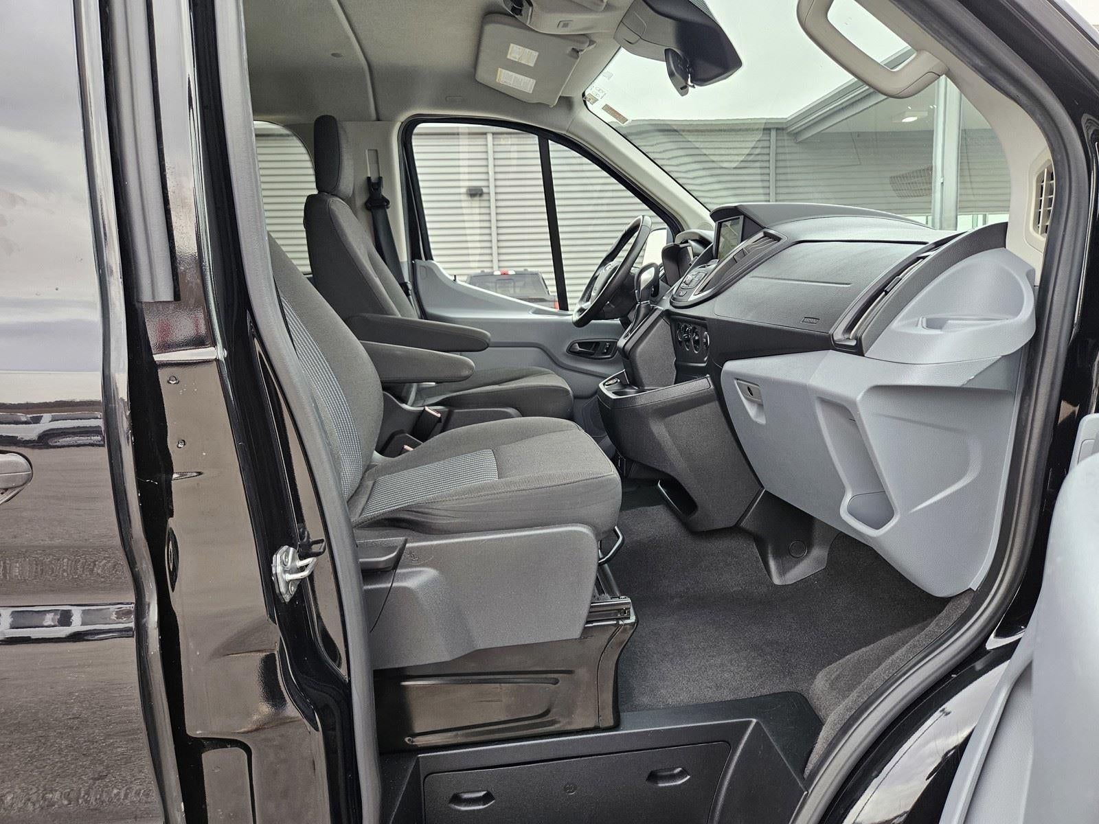 2019 Ford Transit Passenger Wagon XLT
