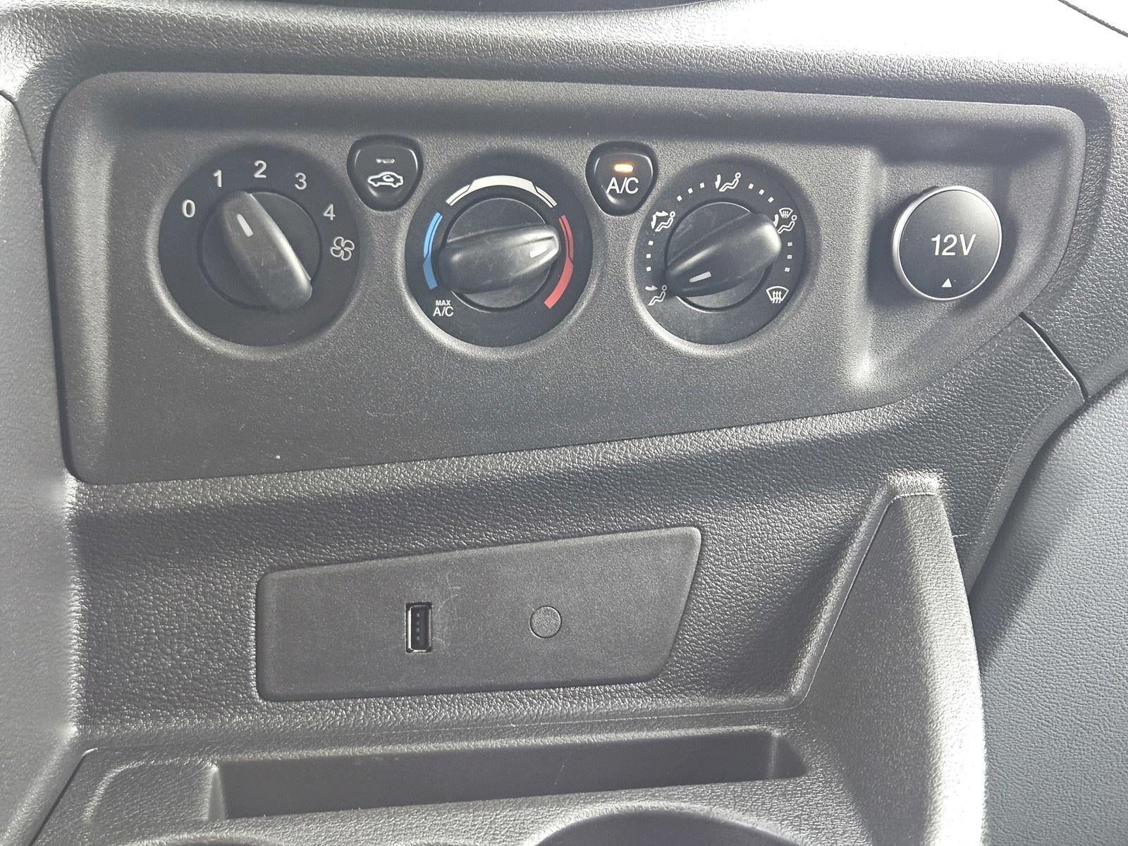 2019 Ford Transit Passenger Wagon XLT