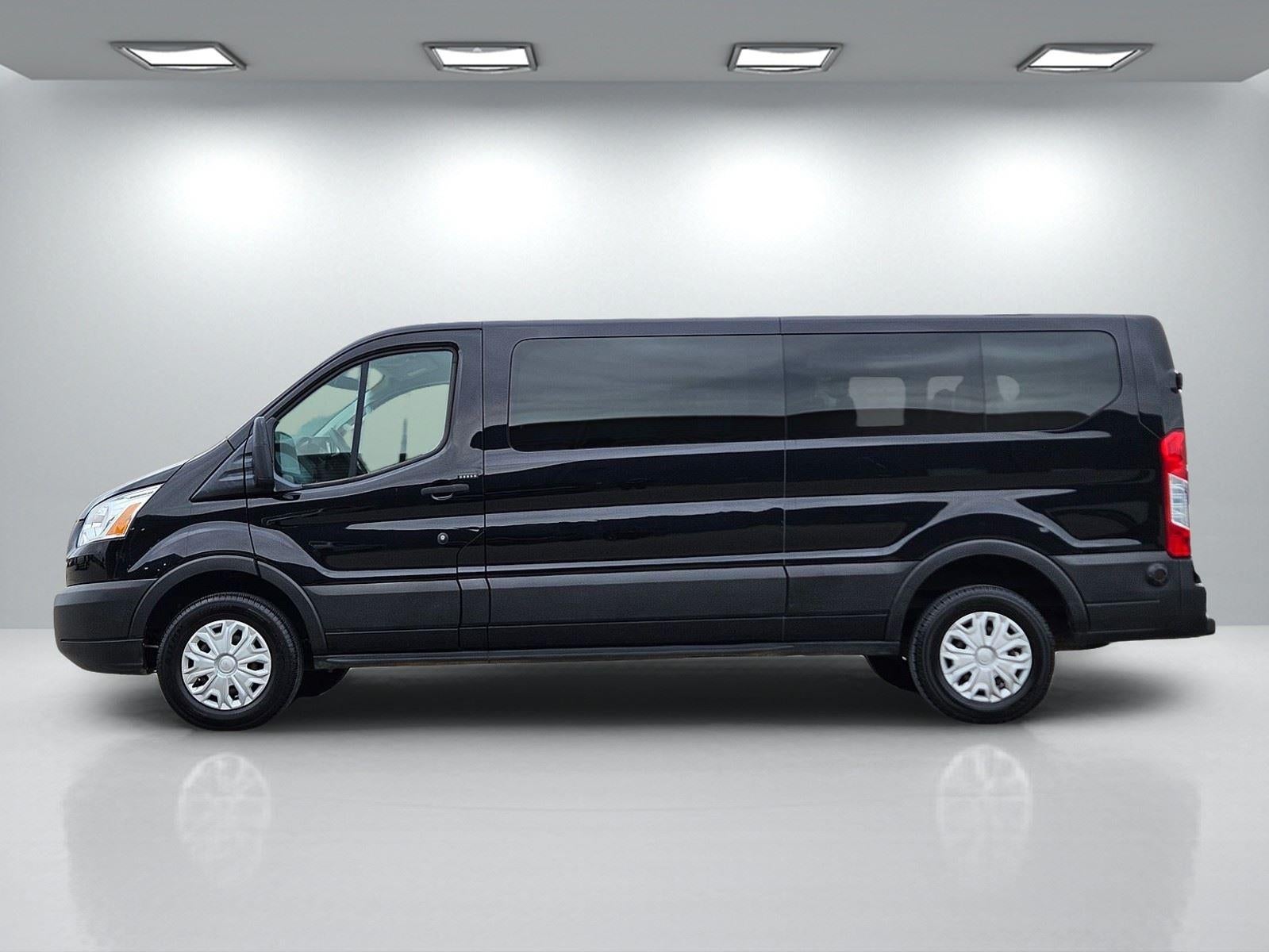 2019 Ford Transit Passenger Wagon XLT
