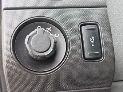 2015 Ford Super Duty F-550 DRW 2WD Crew Cab 176 WB 60 CA XL