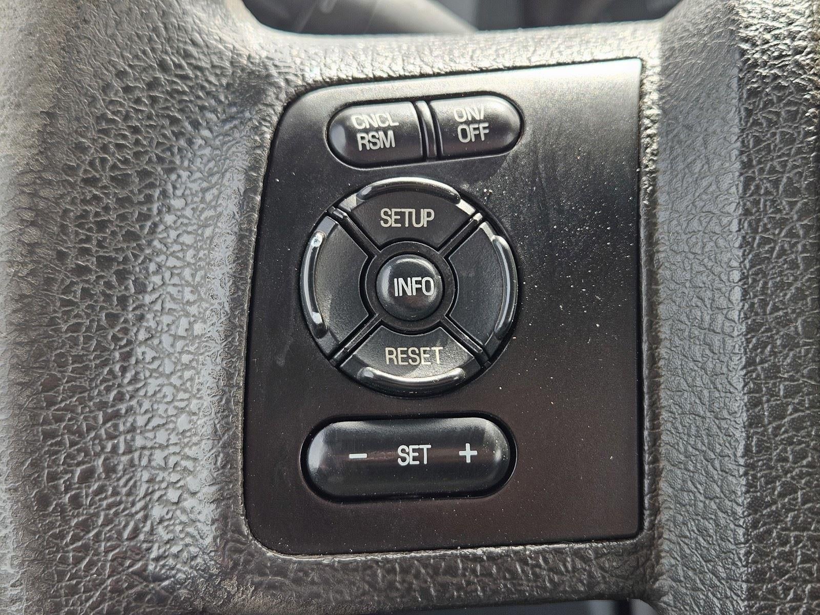 2015 Ford Super Duty F-550 DRW 2WD Crew Cab 176 WB 60 CA XL