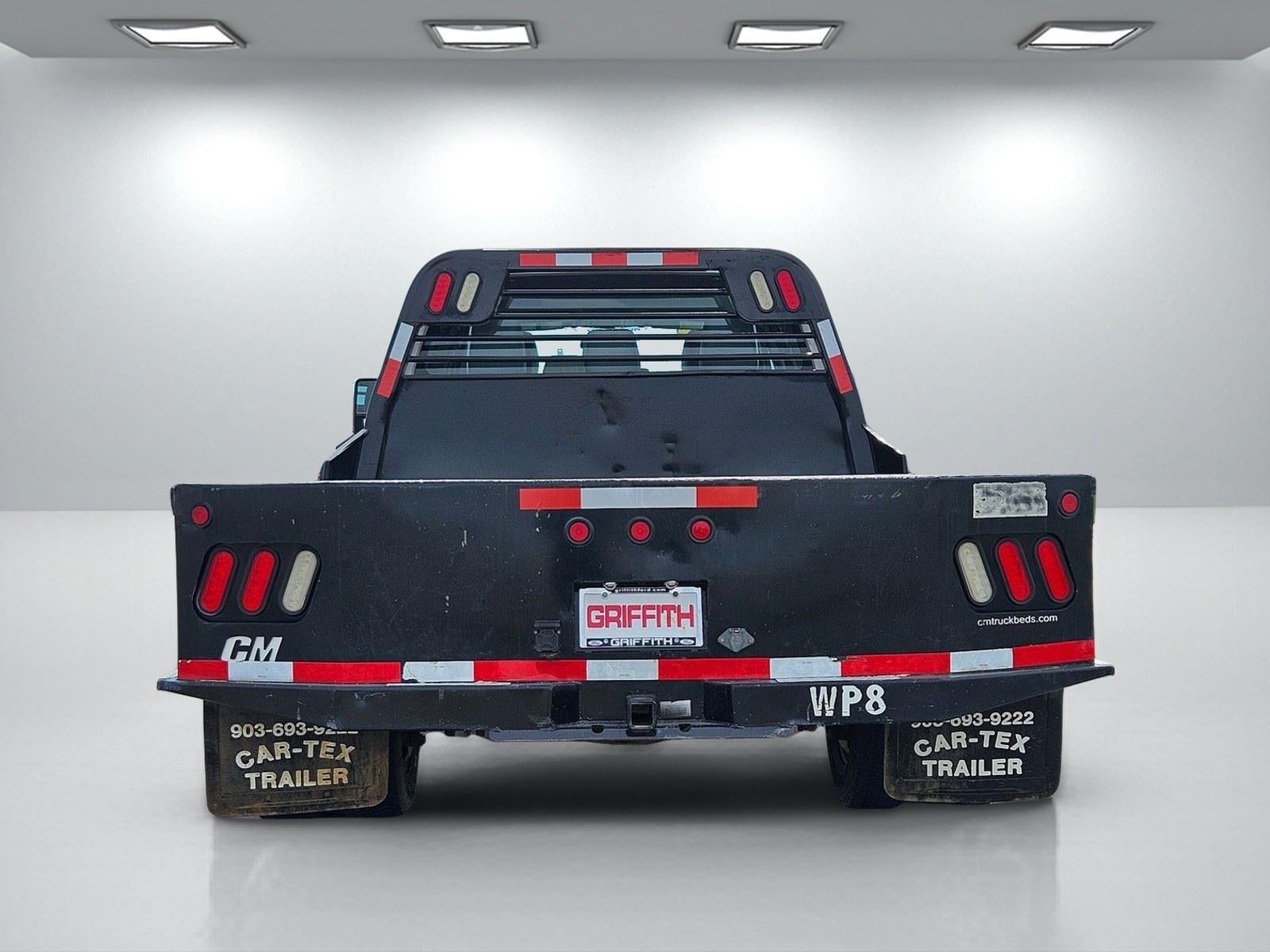 2015 Ford Super Duty F-550 DRW 2WD Crew Cab 176 WB 60 CA XL