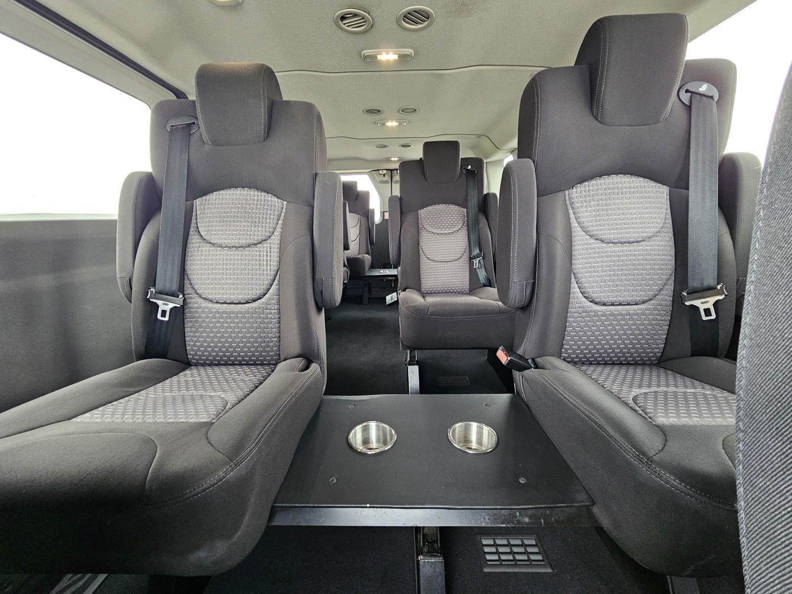 2023 Ford Transit Passenger Wagon XLT