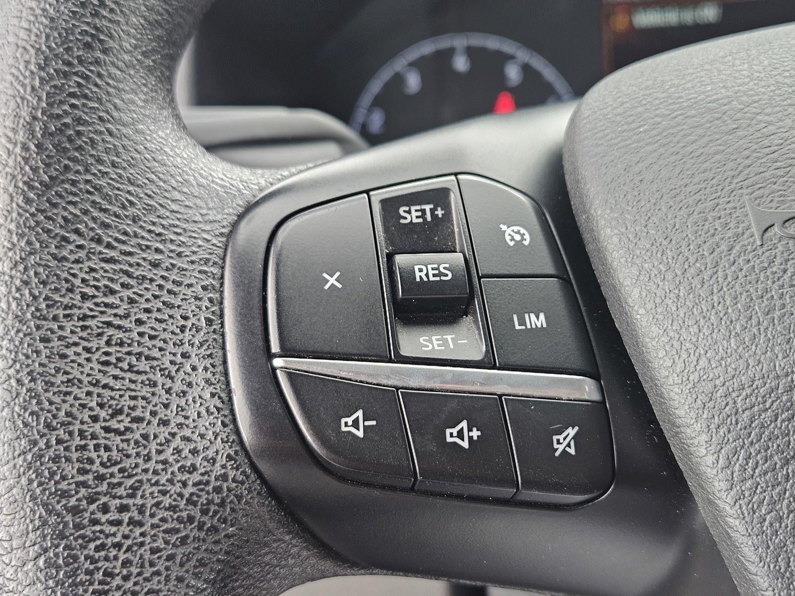 2023 Ford Transit Passenger Wagon XLT