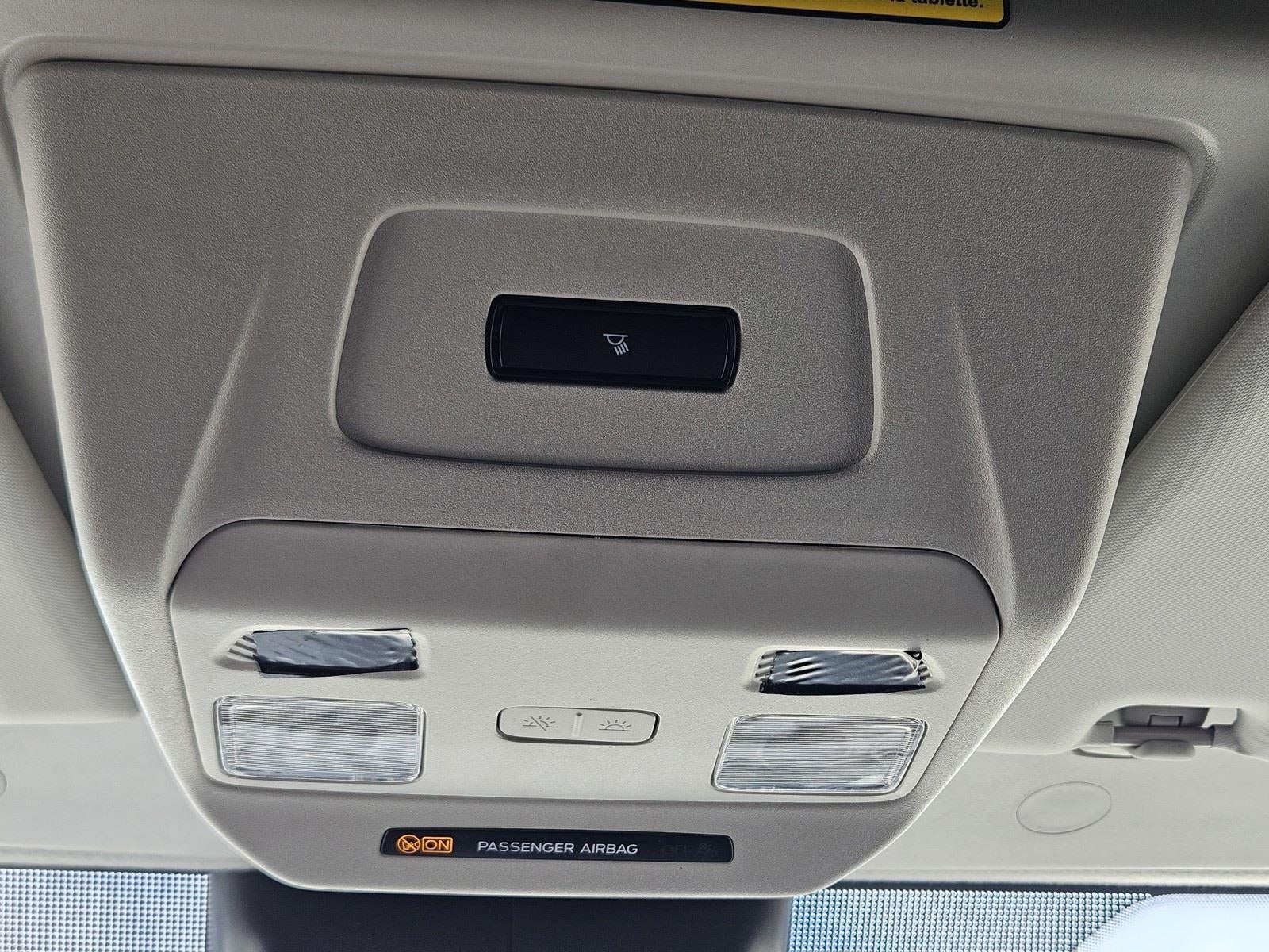 2023 Ford Transit Passenger Wagon XLT