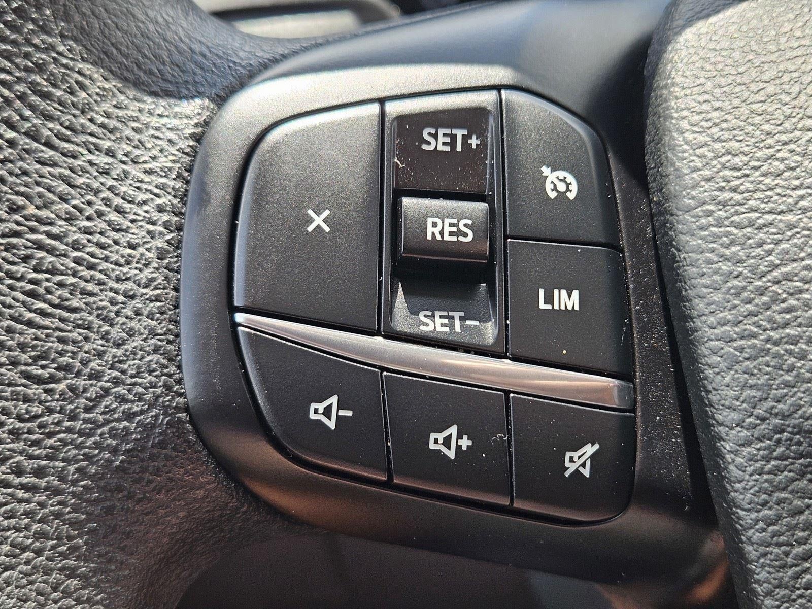 2023 Ford Transit Passenger Wagon XLT