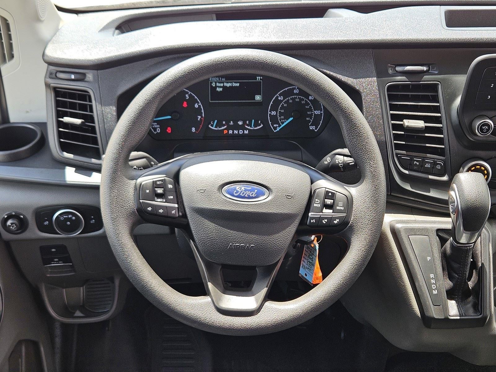 2023 Ford Transit Passenger Wagon XLT