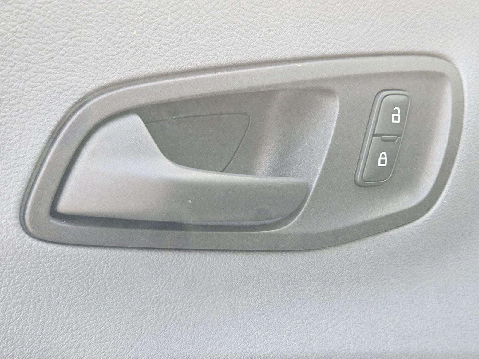 2019 Ford Transit Passenger Wagon XLT