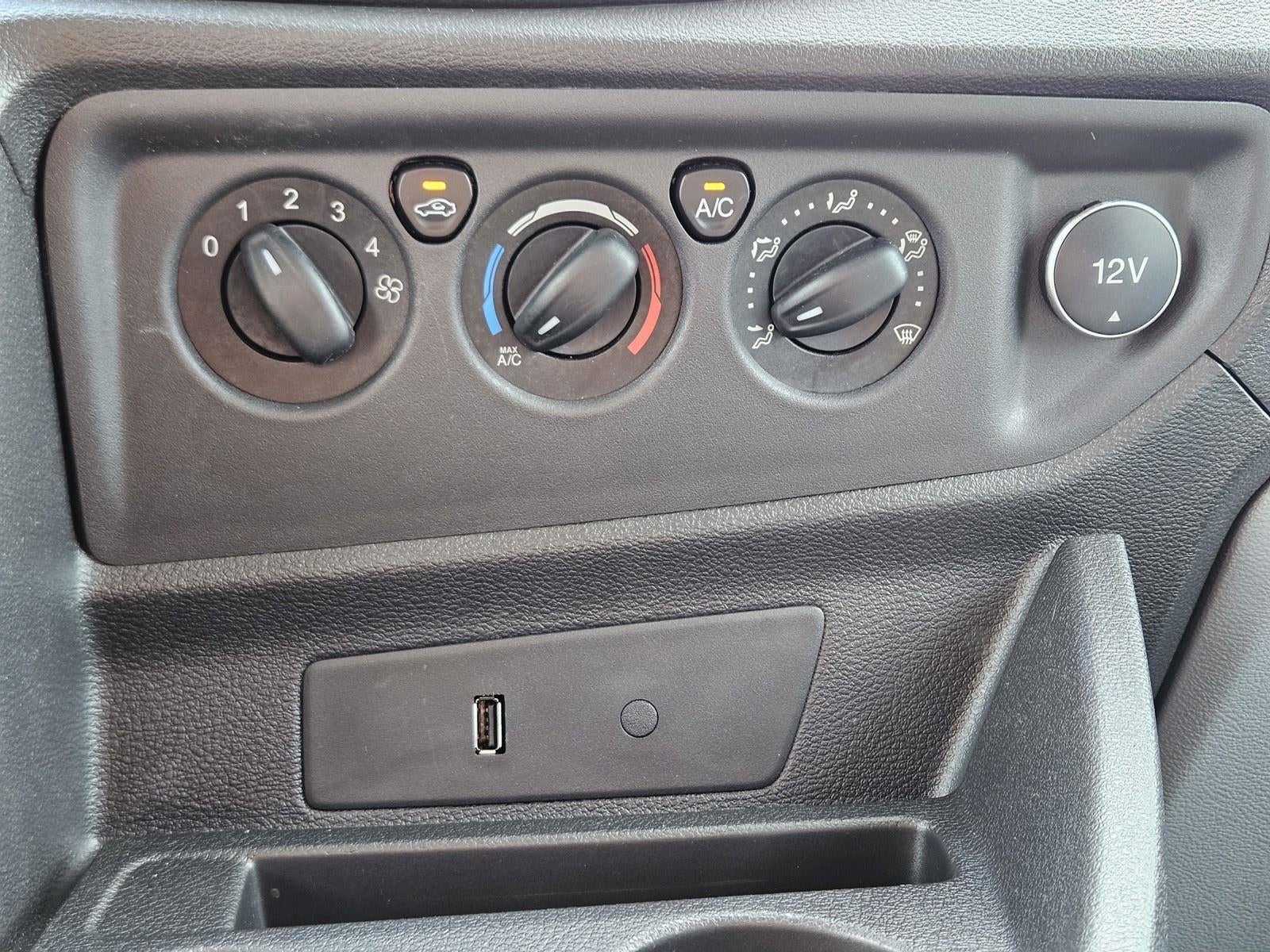 2019 Ford Transit Passenger Wagon XLT