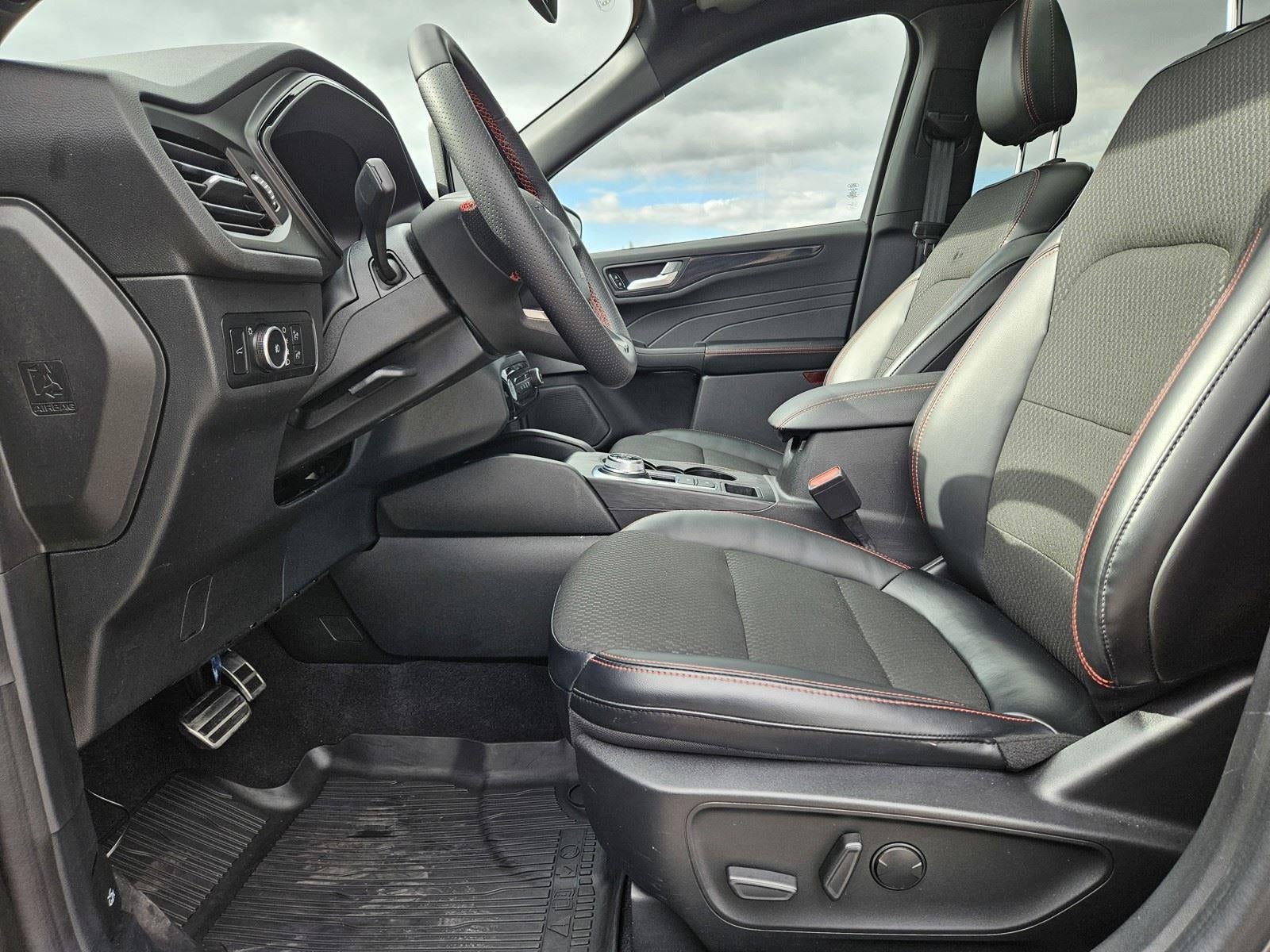 2023 Ford Escape ST-Line Select