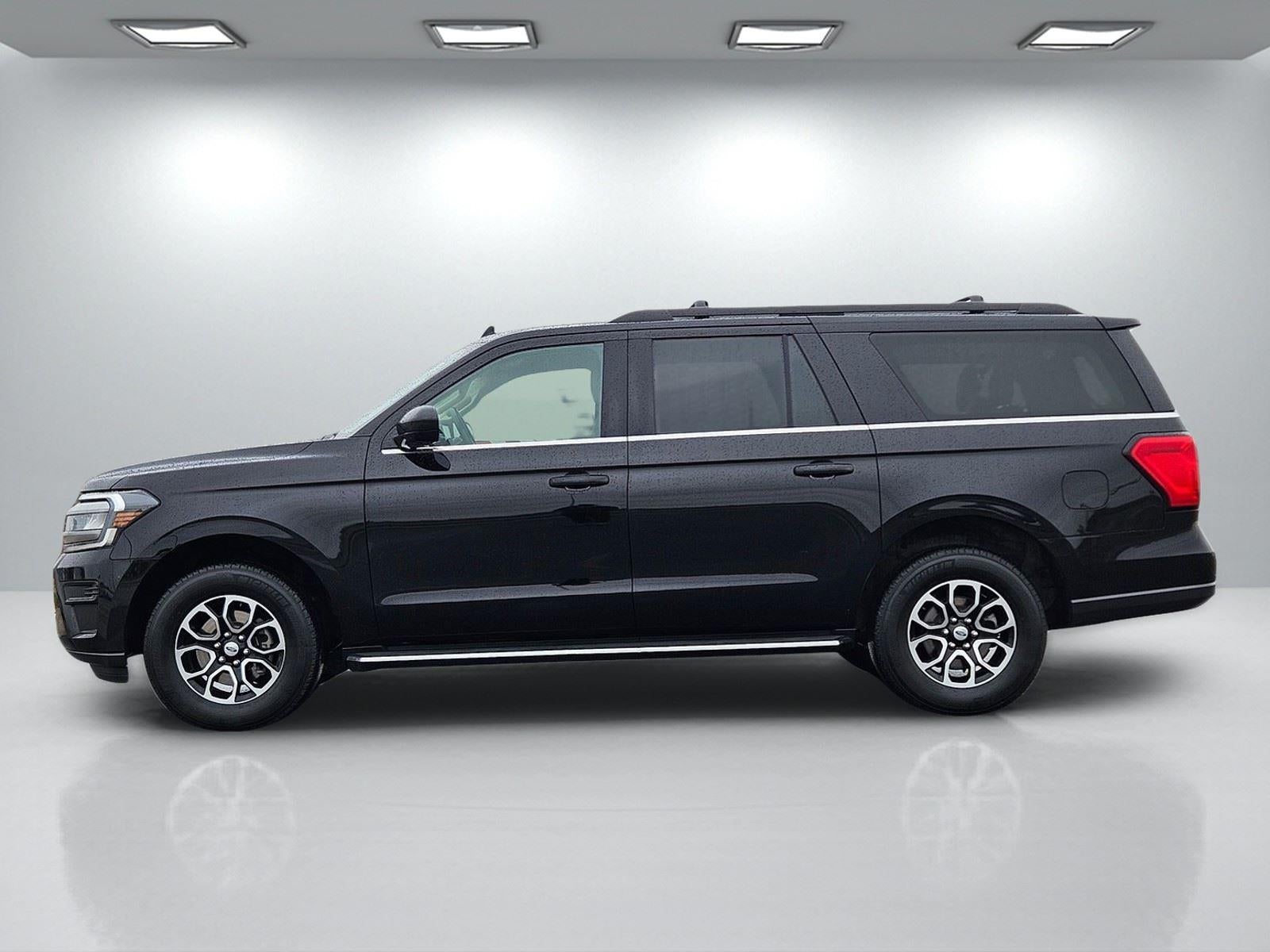 2023 Ford Expedition Max XLT