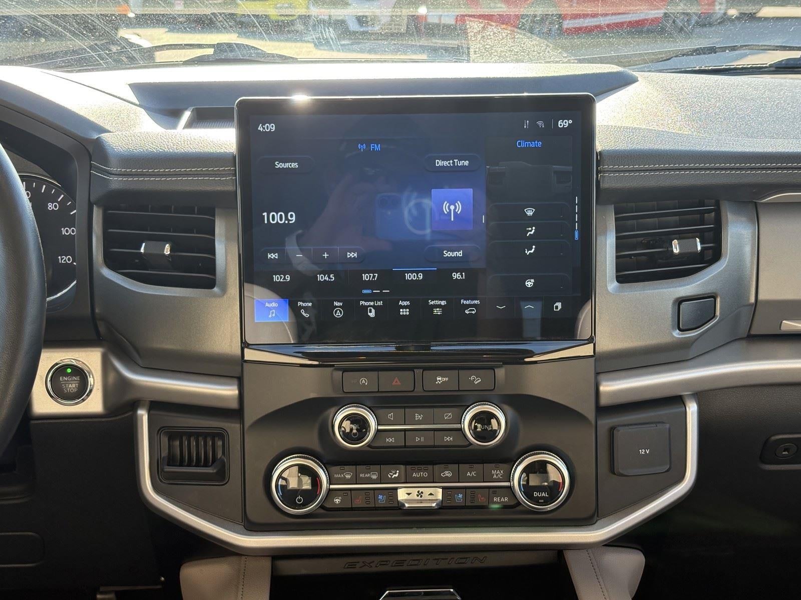 2024 Ford Expedition Max XLT