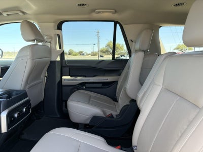 2024 Ford Expedition Max XLT