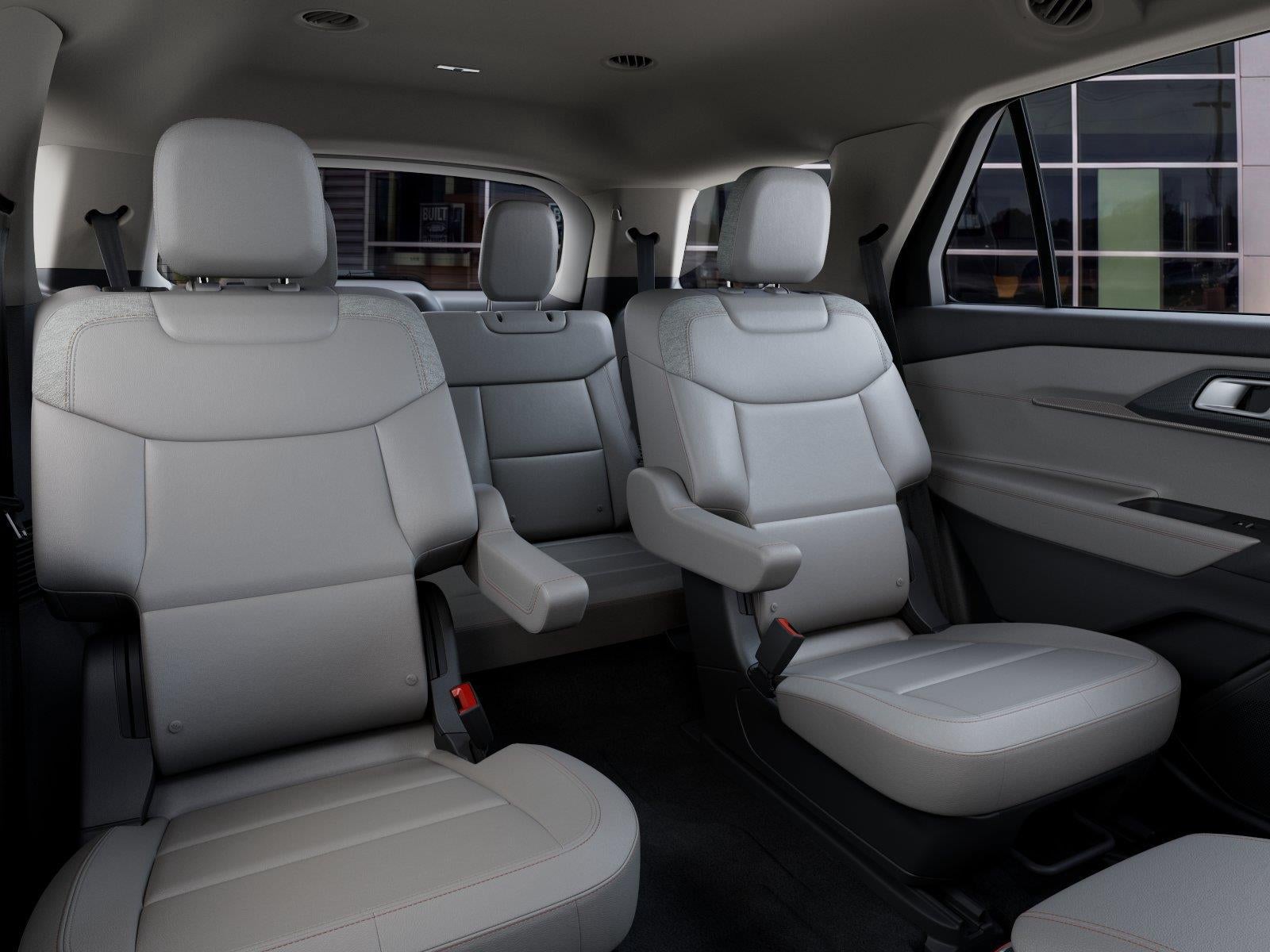 2027 Ford Explorer Active w/100A Pkg