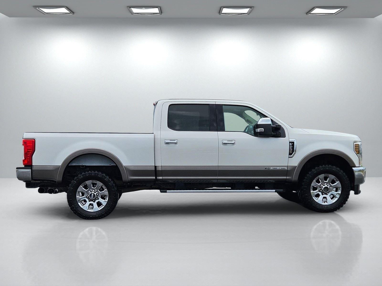 2018 Ford Super Duty F-250 SRW LARIAT