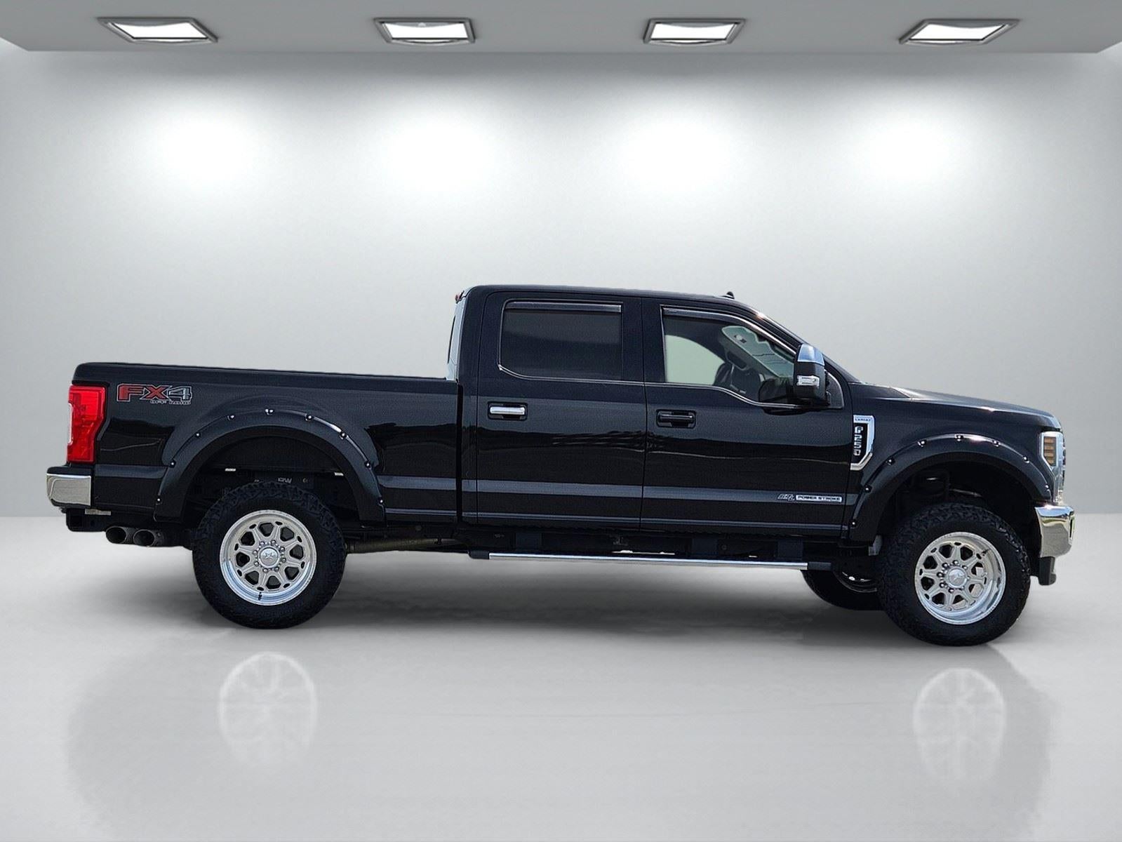 2019 Ford Super Duty F-250 SRW LARIAT