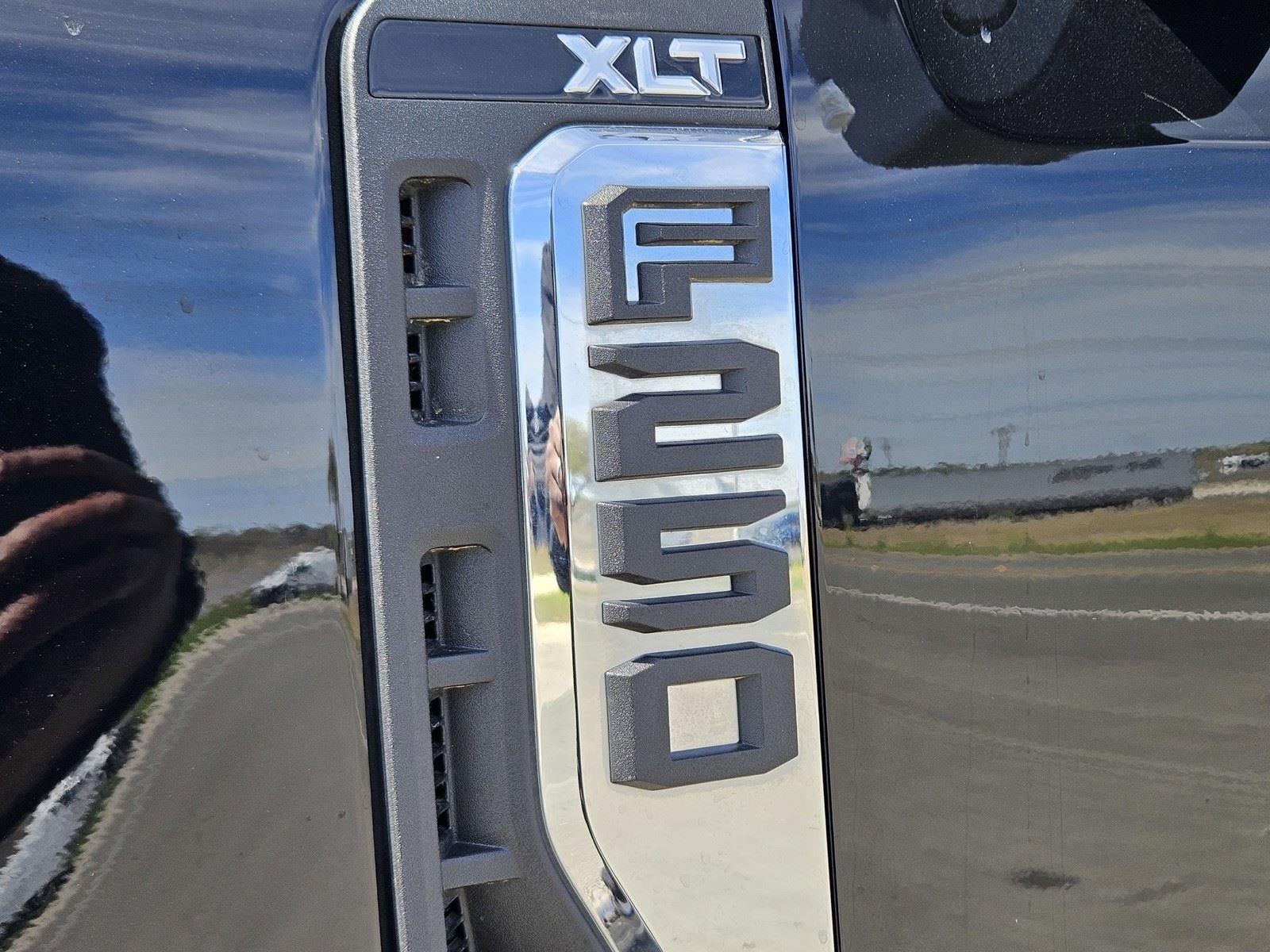 2025 Ford Super Duty F-250 SRW XLT
