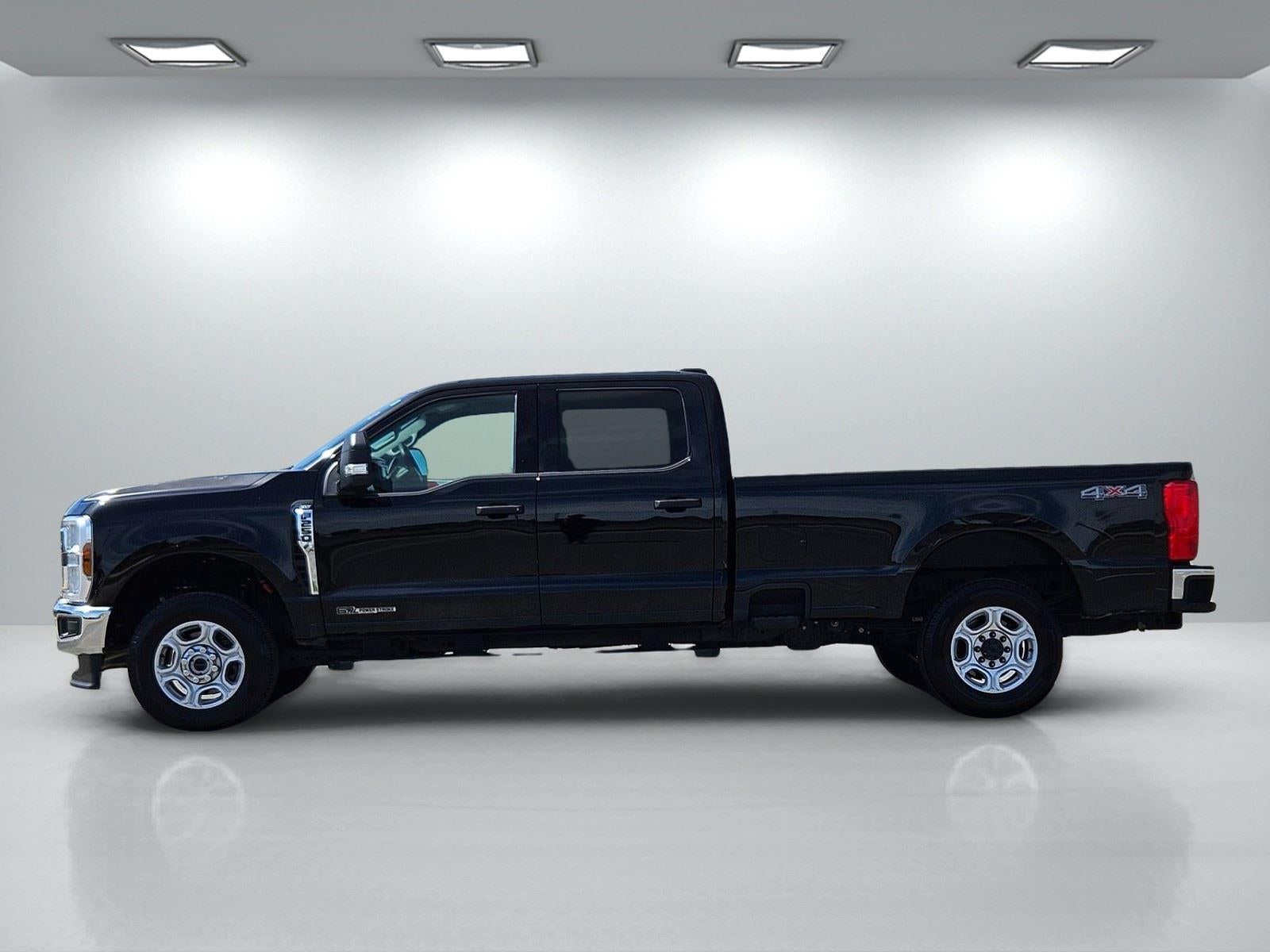 2025 Ford Super Duty F-250 SRW XLT