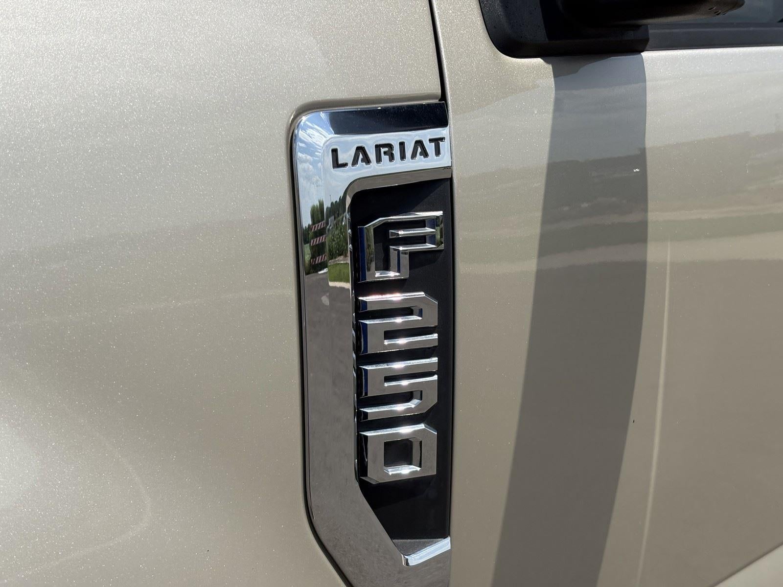 2017 Ford Super Duty F-250 SRW Lariat