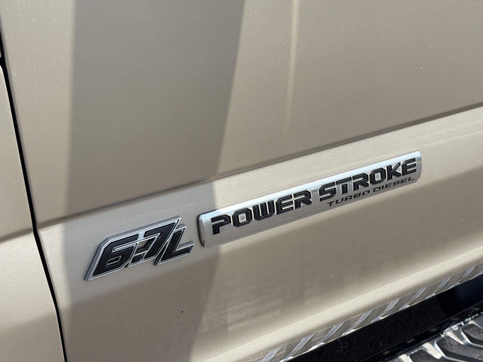 2017 Ford Super Duty F-250 SRW Lariat