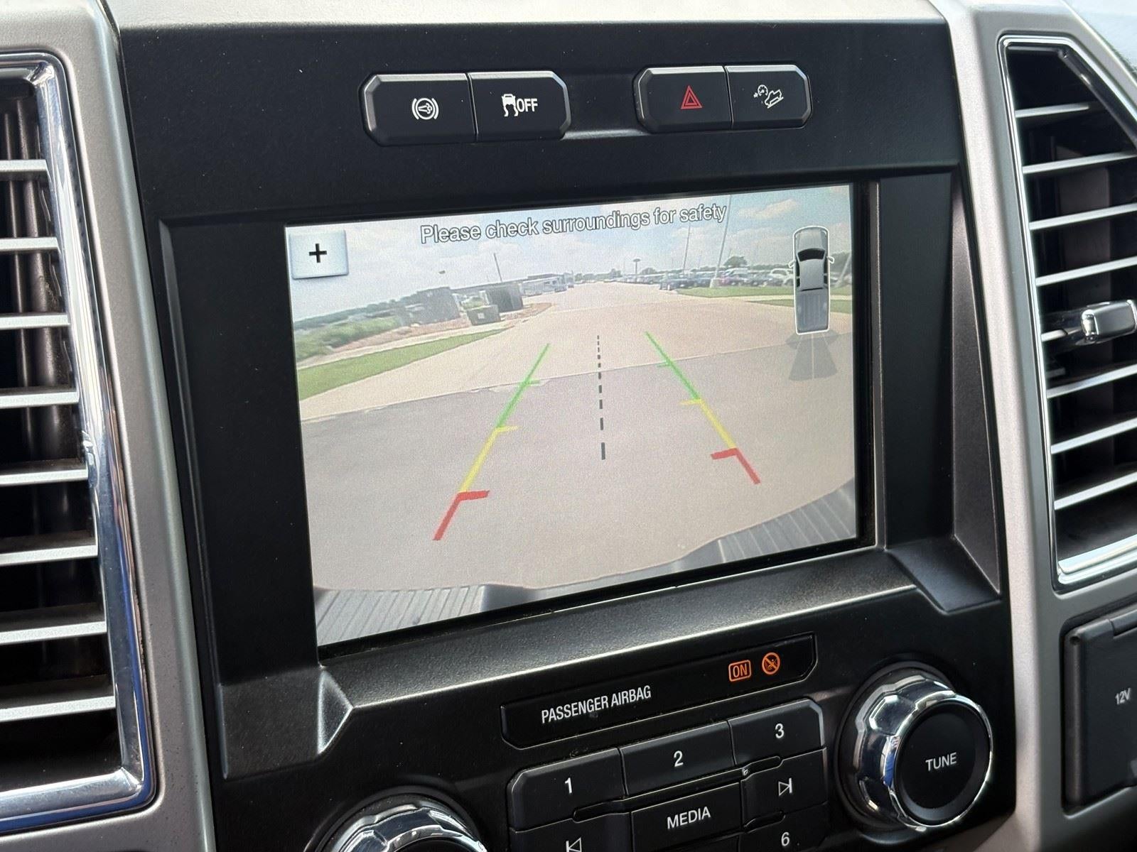 2017 Ford Super Duty F-250 SRW Lariat