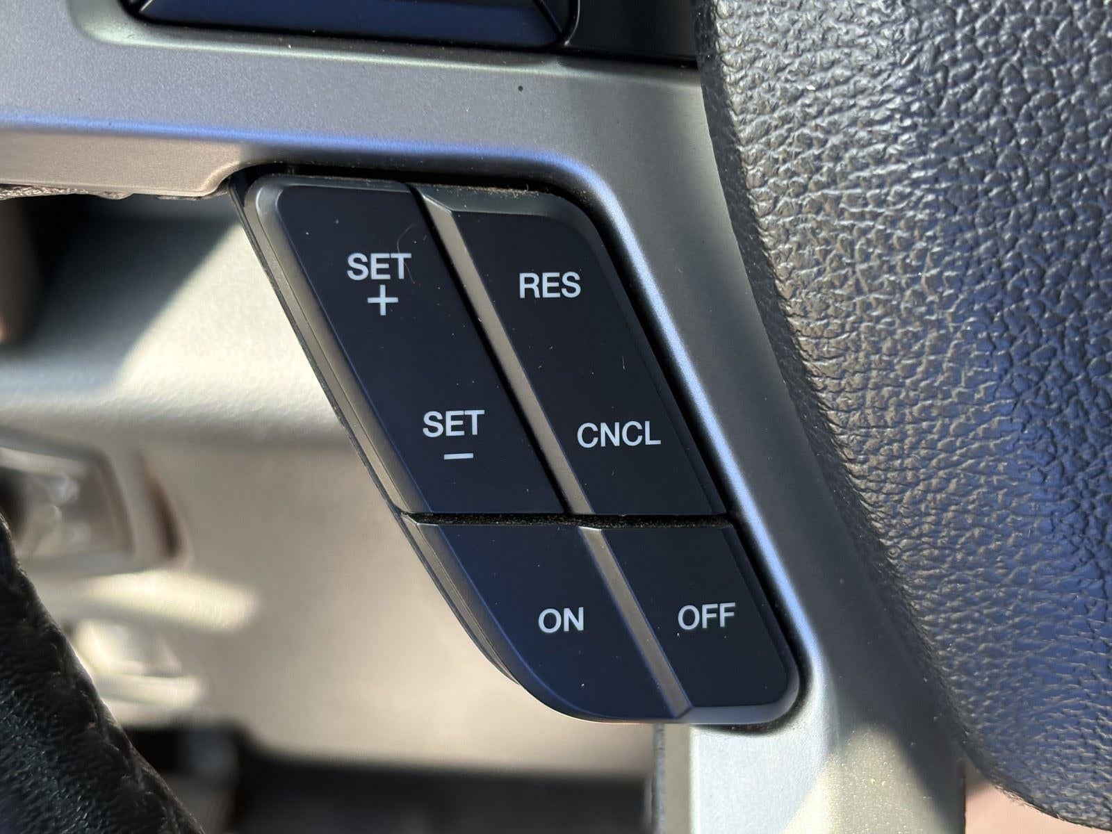 2017 Ford Super Duty F-250 SRW Lariat