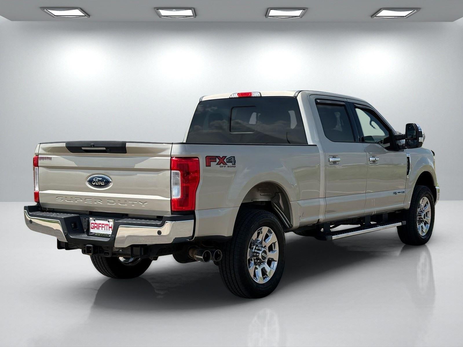 2017 Ford Super Duty F-250 SRW Lariat