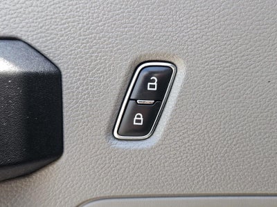 2019 Ford Super Duty F-250 SRW XL 4WD Crew Cab 6.75' Box