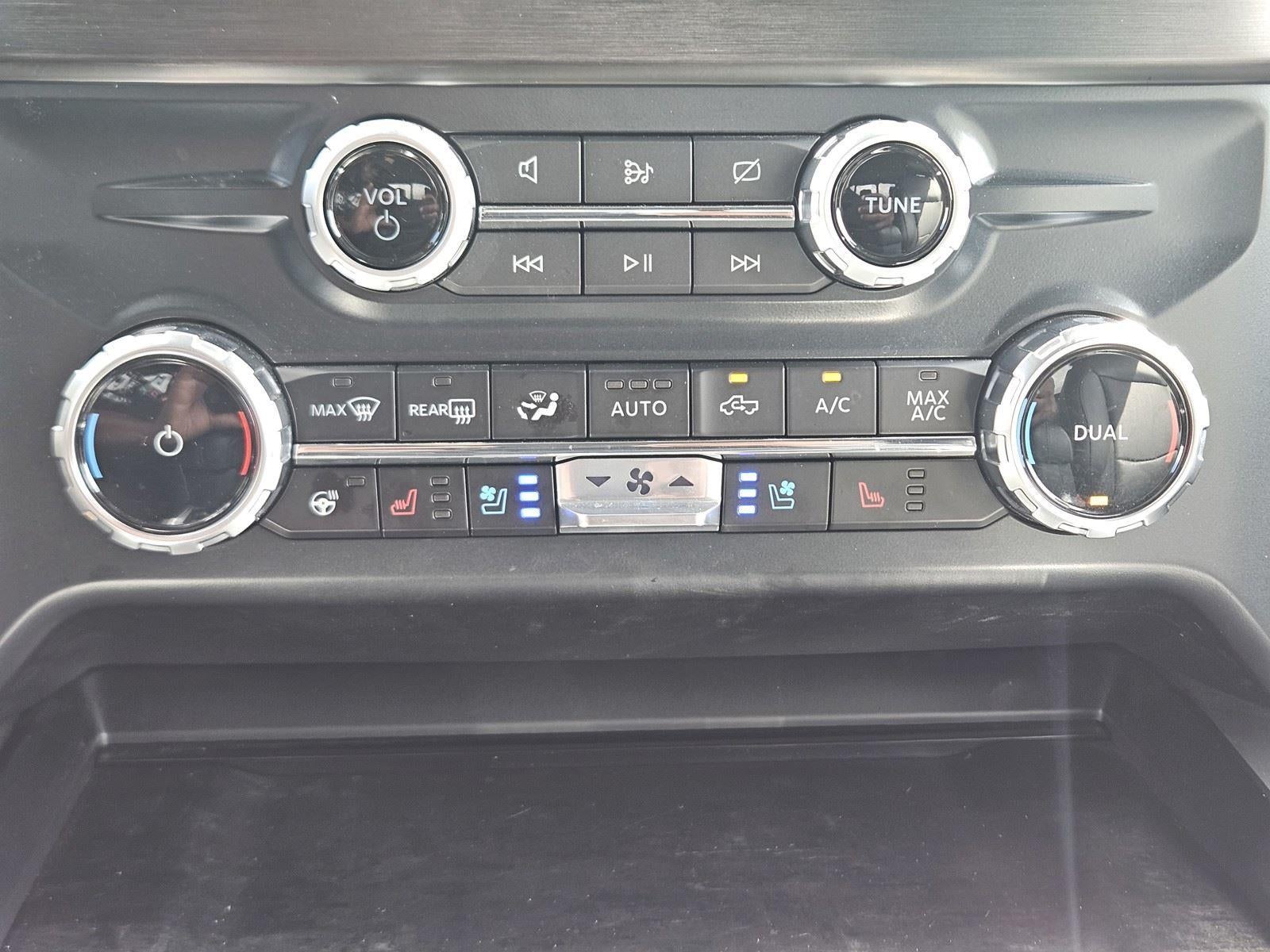 2023 Ford Super Duty F-250 SRW LARIAT
