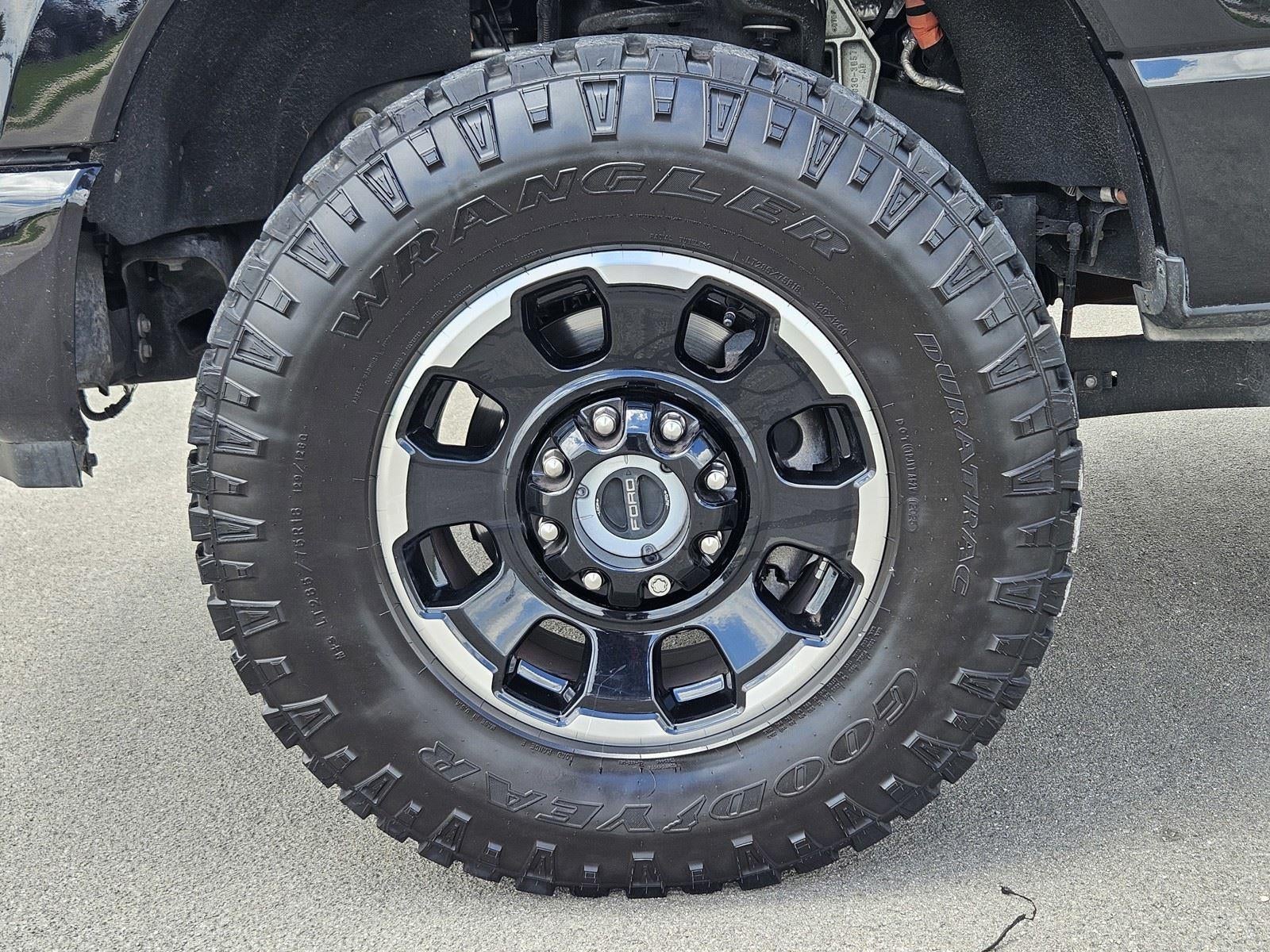 2025 Ford Super Duty F-250 SRW Platinum