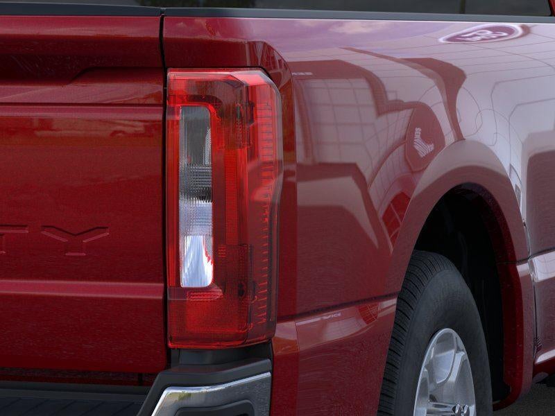 2026 Ford Super Duty F-350 SRW XLT