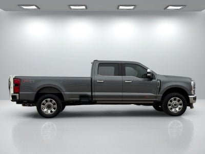2024 Ford Super Duty F-350 SRW LARIAT