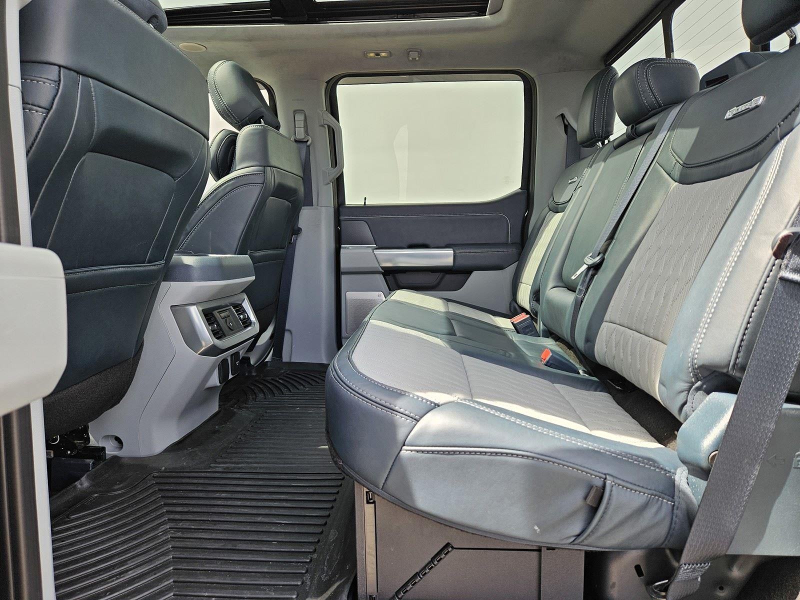 2024 Ford Super Duty F-350 SRW Limited